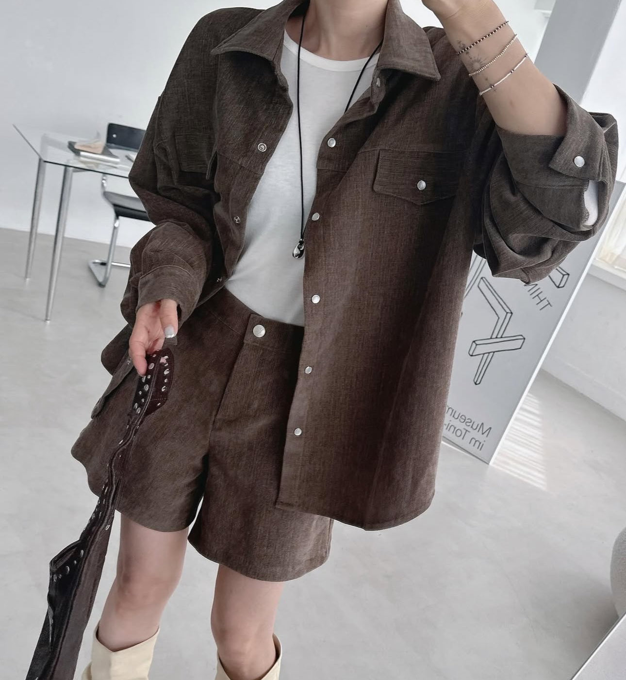 薄絨面中長短褲 ( 啡/黑 )