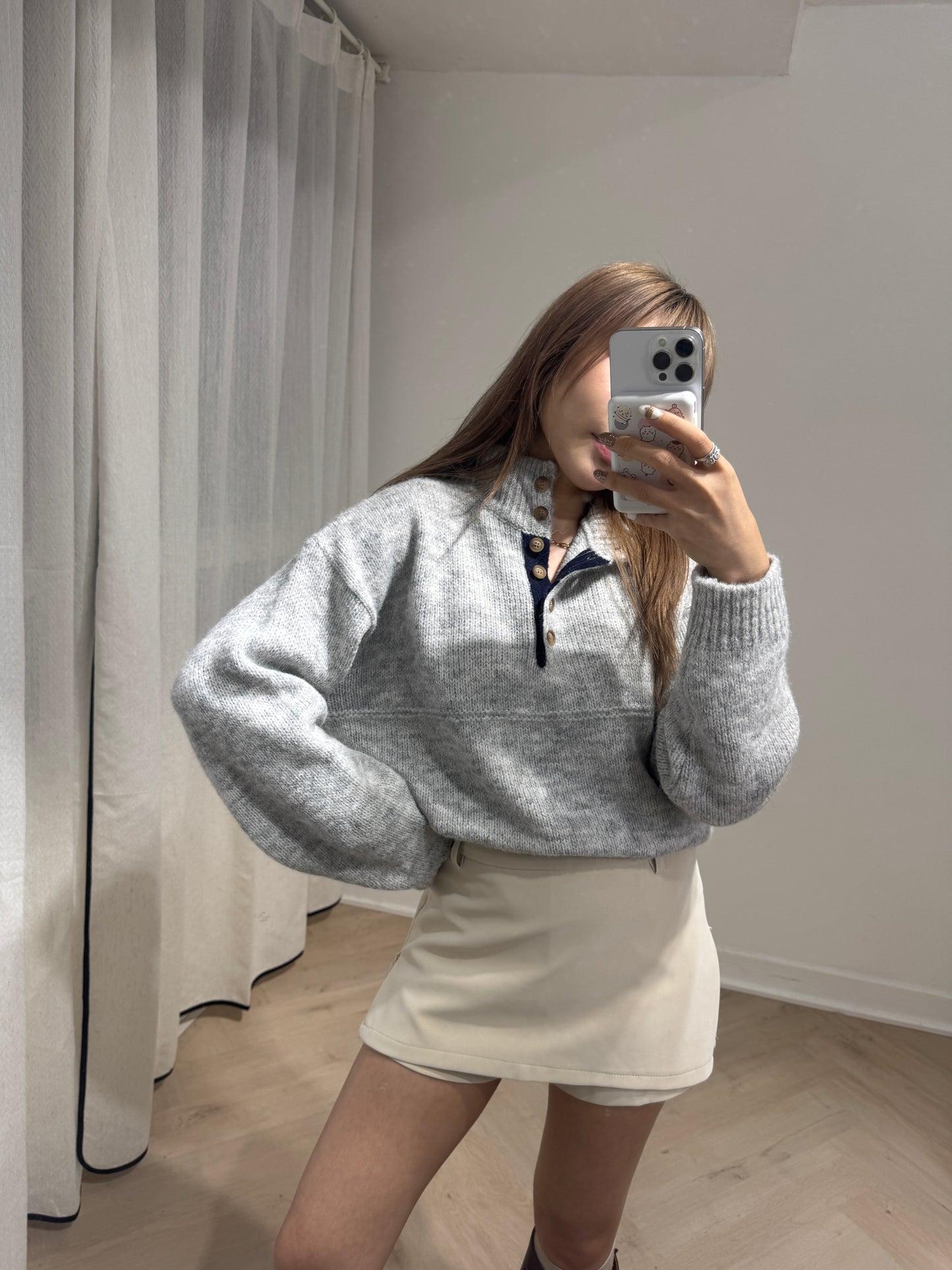 鈕扣企領混線冷衫 ( 米杏/淺灰 )