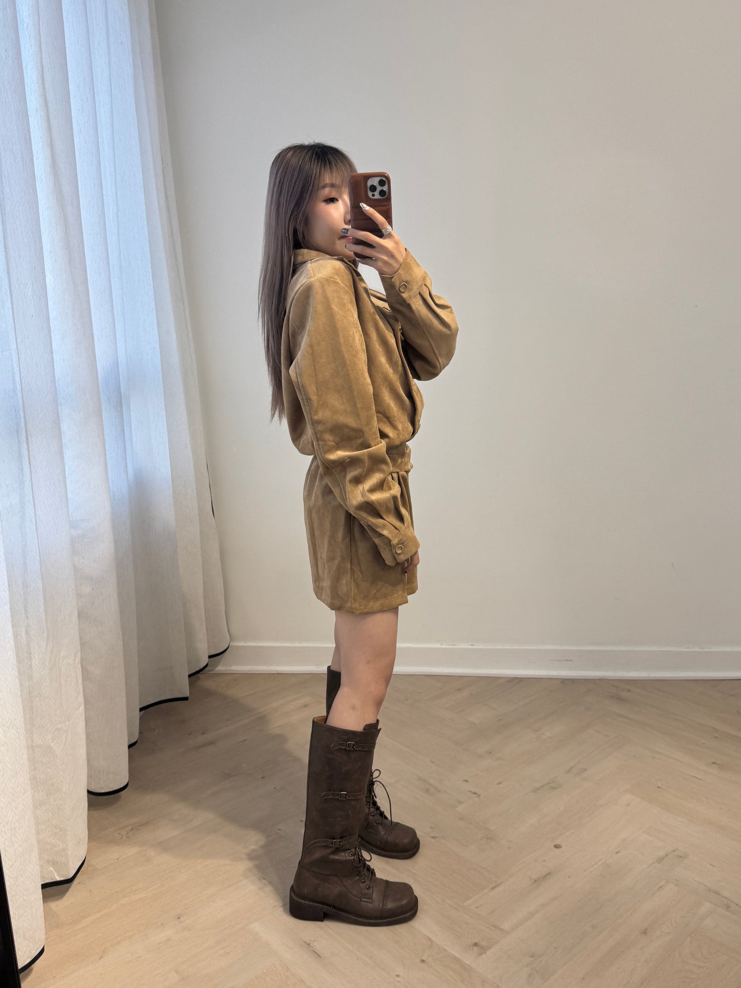 杏色麂布修腰有領連衣裙