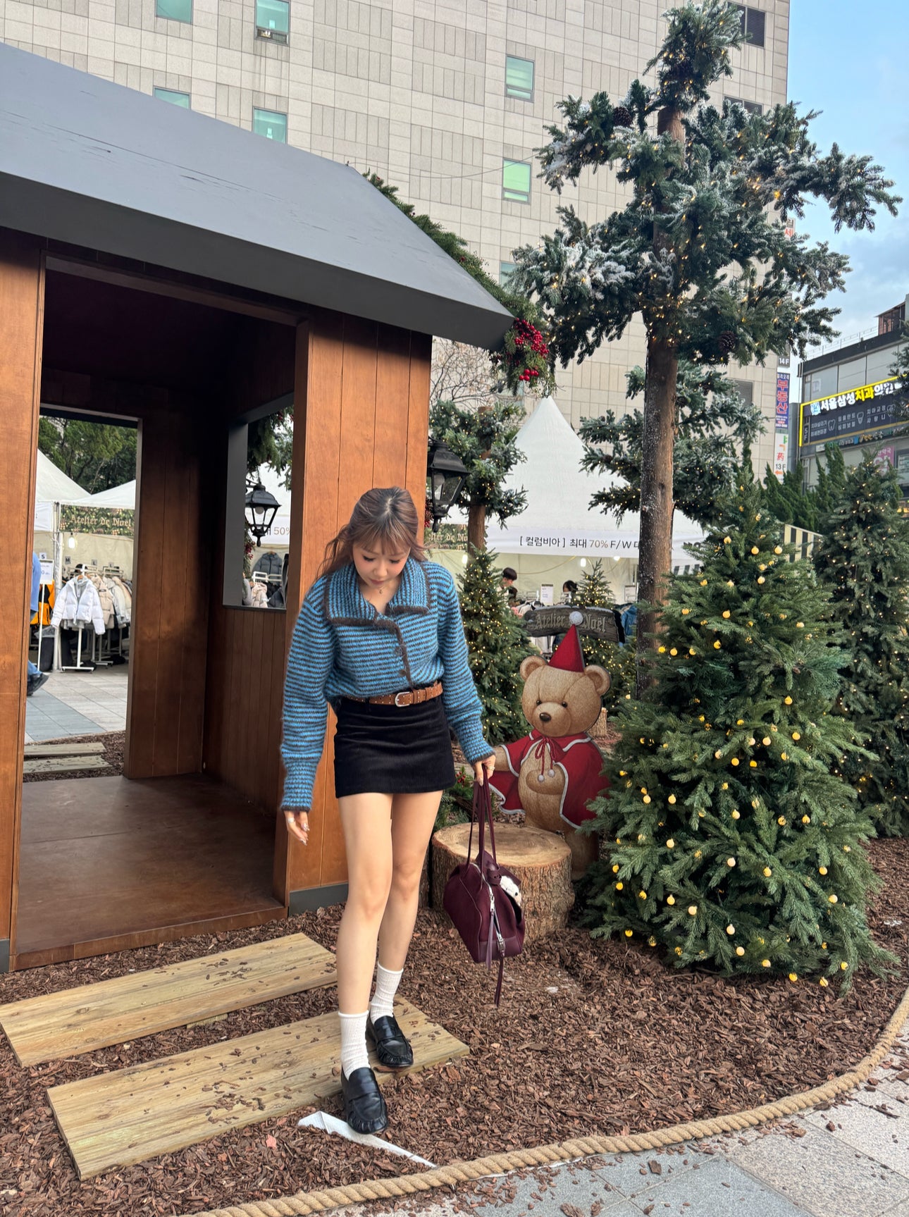 黑色燈芯絨短裙 ( S/M/L )