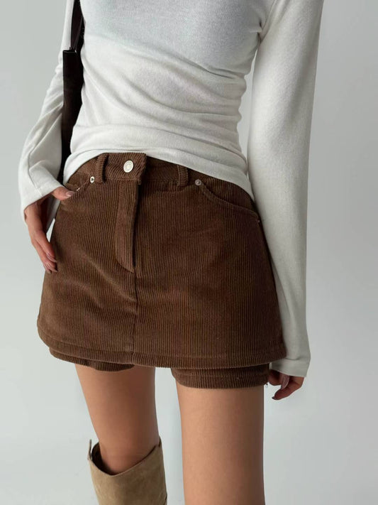 燈芯絨層次裙褲 ( 黑/啡 )