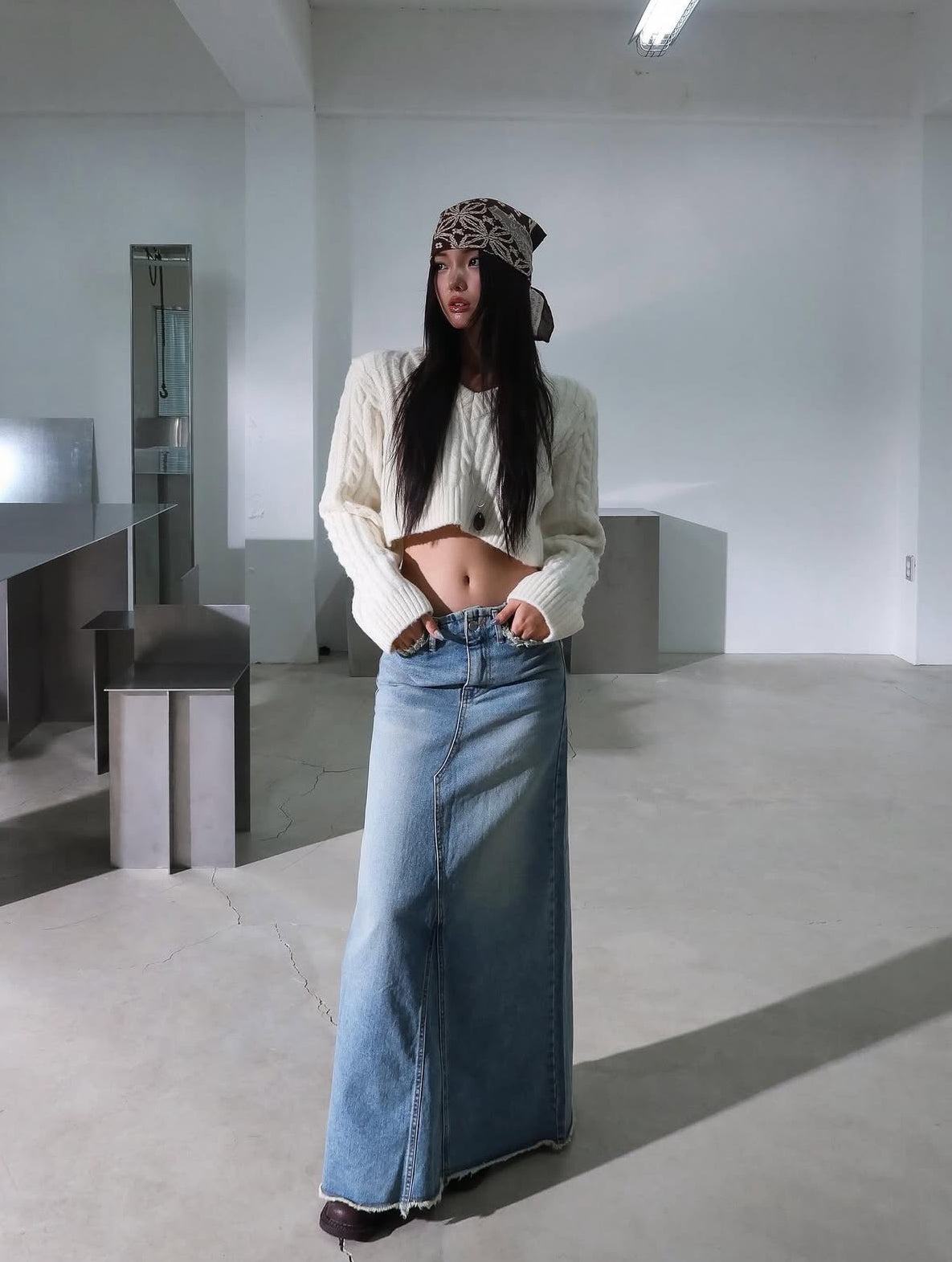 洗水後開叉連腰繩牛仔長裙 ( S/M )