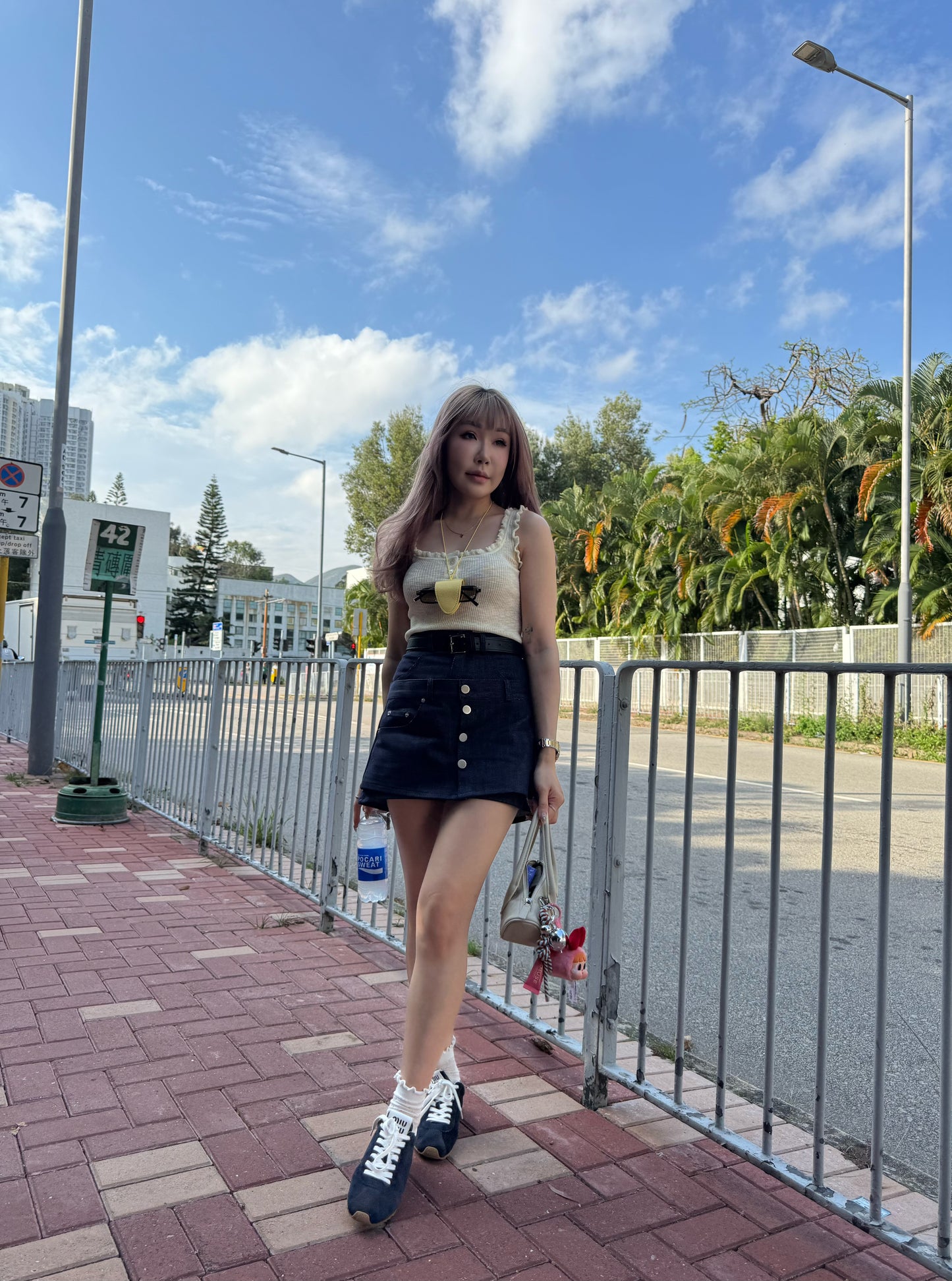 小花邊背心 ( 黑/白/灰/黃/藍 )