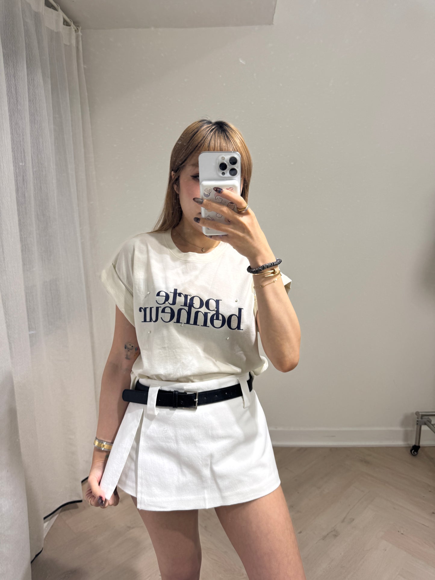 珍珠摺袖文字TEE ( 米/藍 )