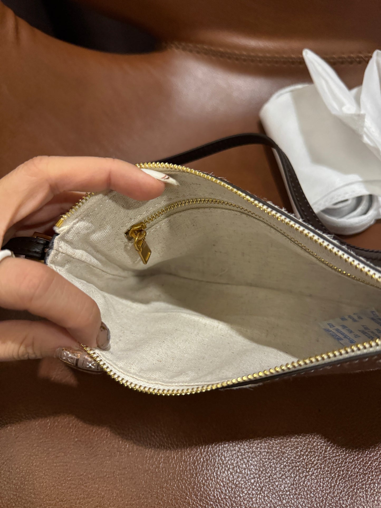 乳牛紋真皮馬毛扁形手袋 ( 附長帶 )