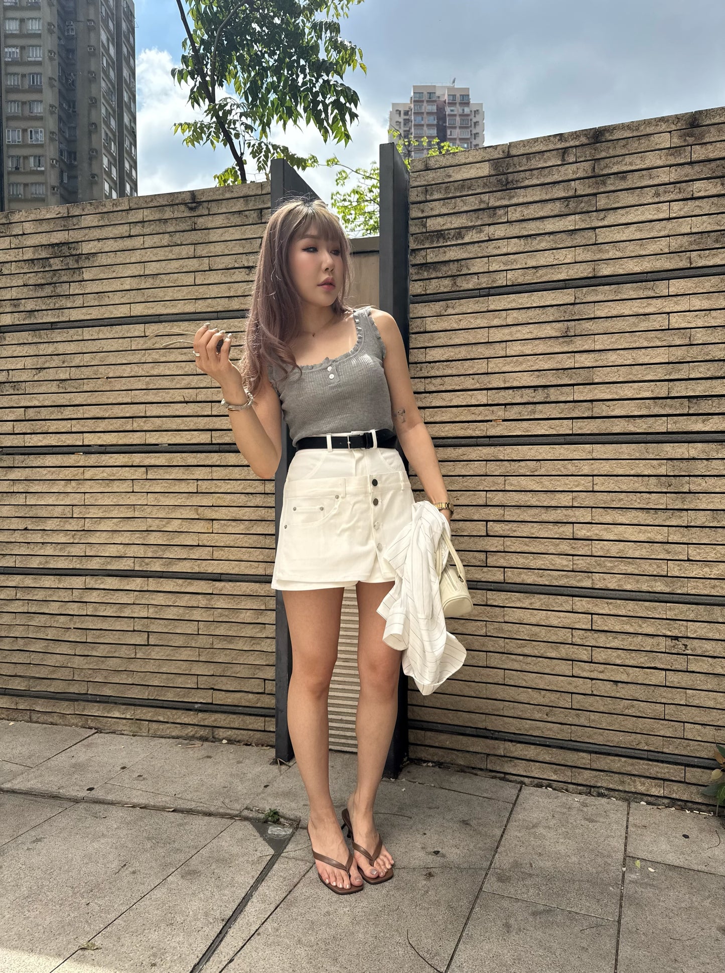 小花邊背心 ( 黑/白/灰/黃/藍 )
