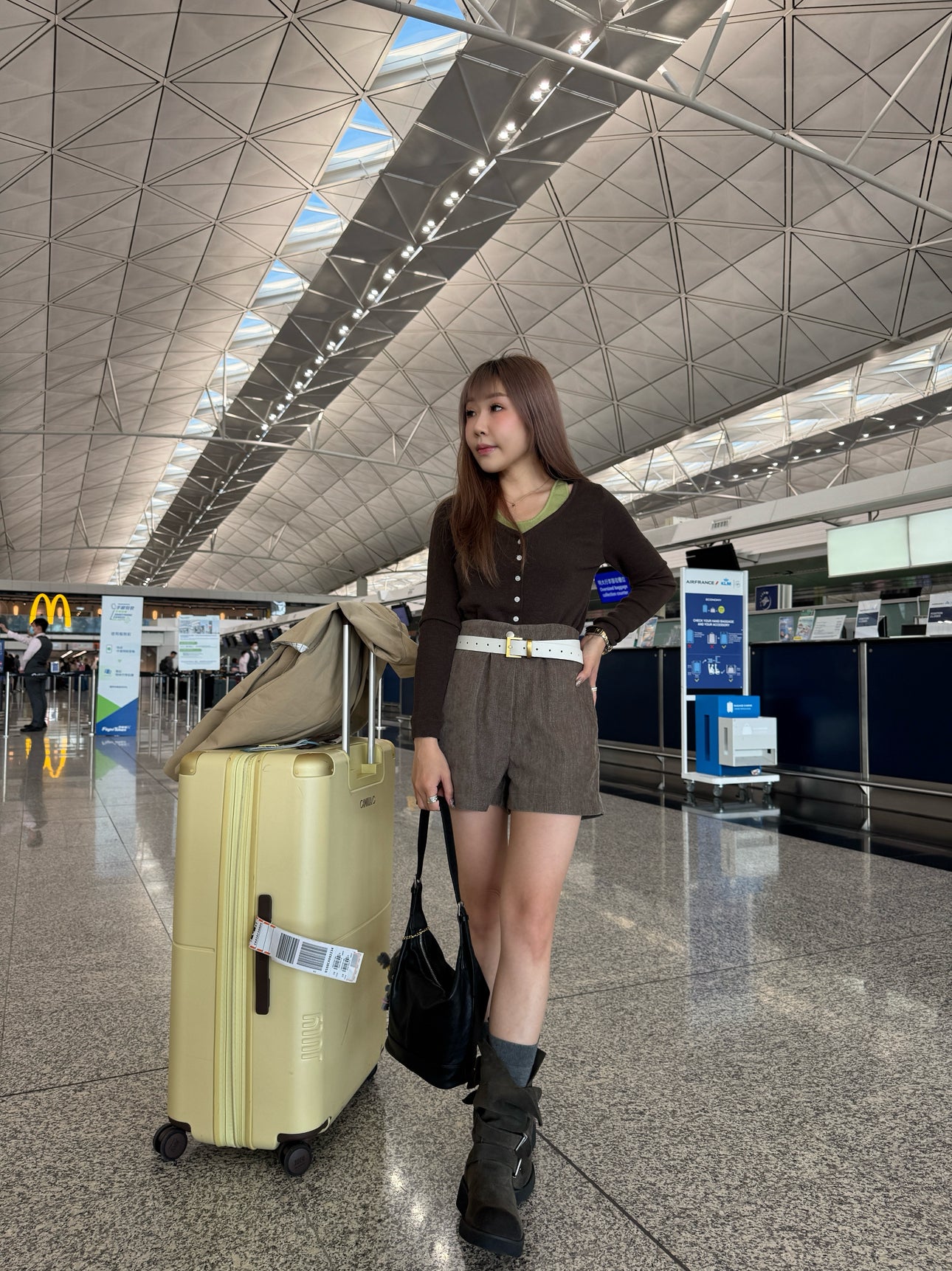 薄絨面中長短褲 ( 啡/黑 )