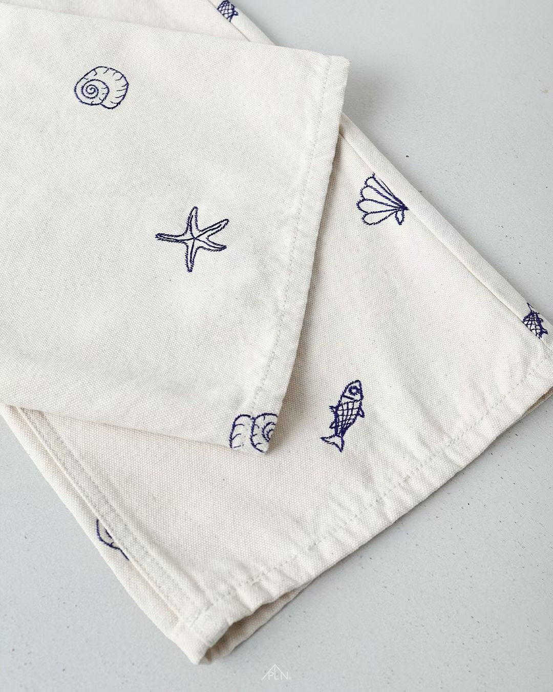 貝殼刺繡紋直長褲 ( S/M/L )