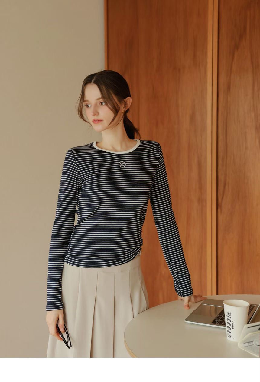圓刺繡幼間條棉質上衣 ( 黑/白/藍/粉 )