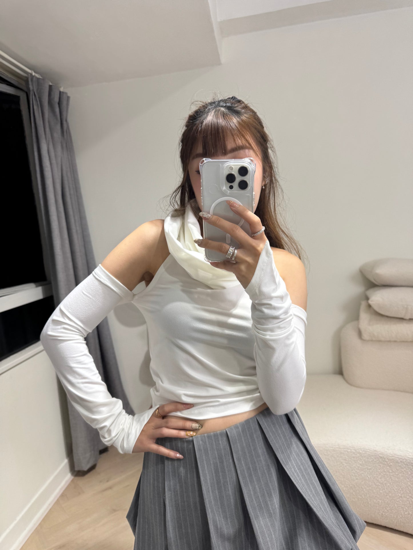 堆領露肩上衣 ( 白/黑/杏 )