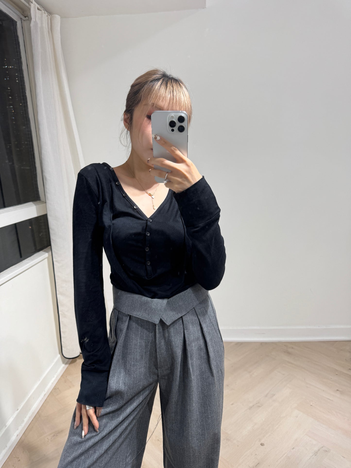 垂感鈕扣棉質上衣 ( 黑/深灰 )