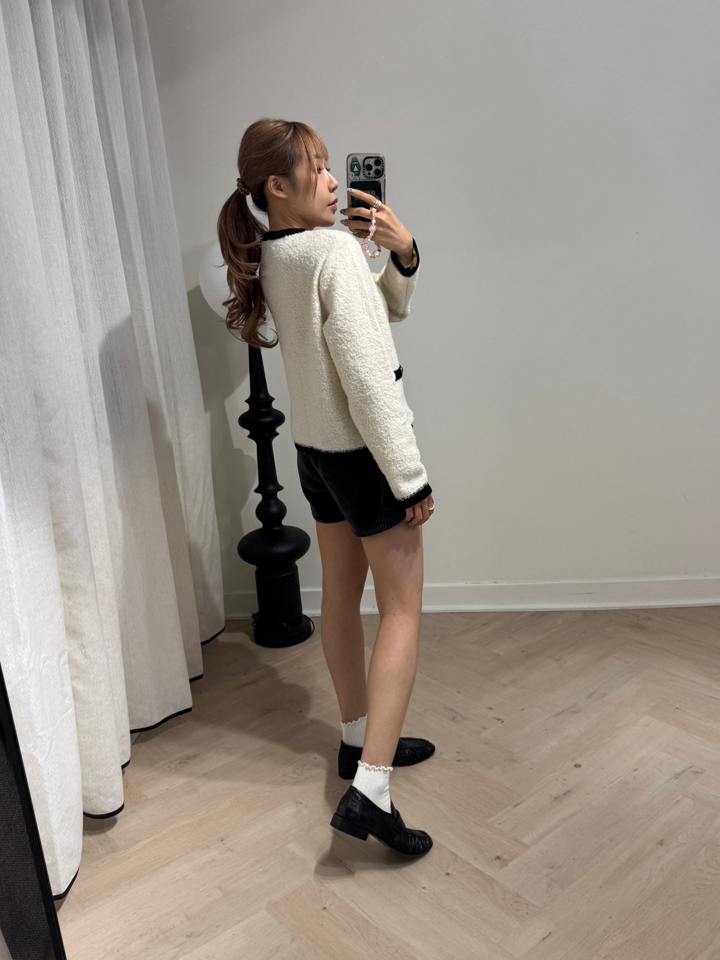 銀牌仔絲絨短褲 ( 黑/深灰/米 )