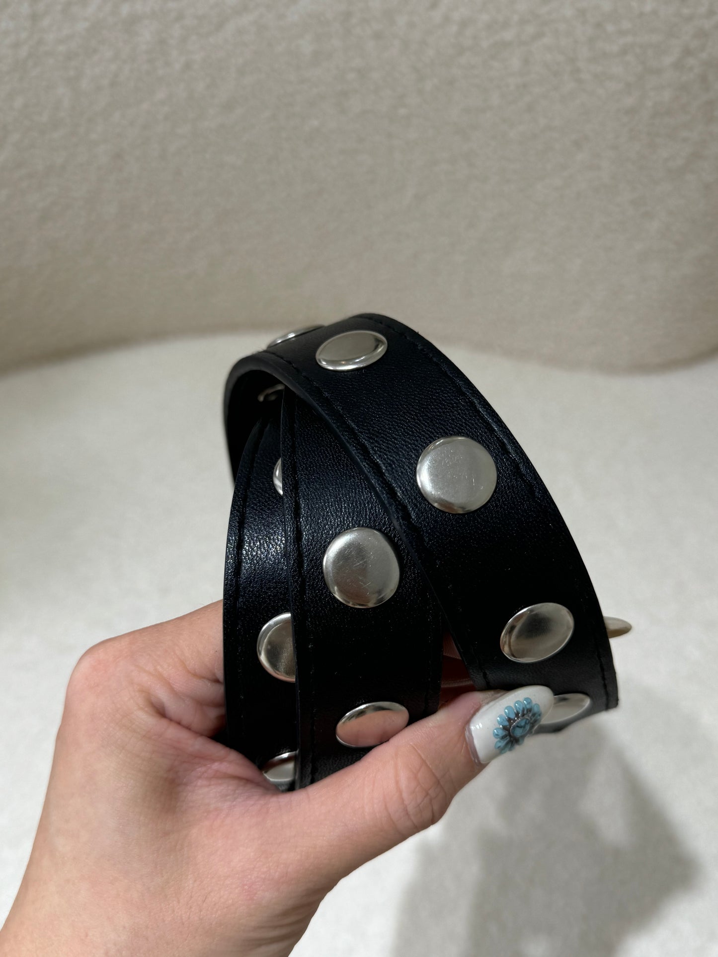 銀圓釘釘真皮皮帶
