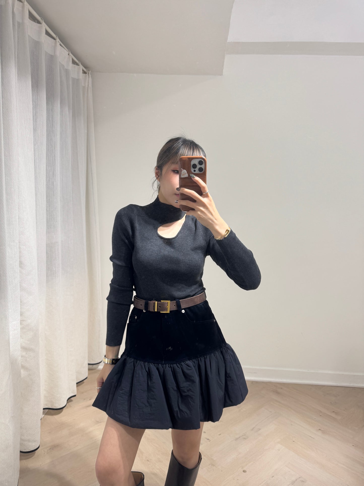 麂料併太空棉傘形短裙 ( 深藍/墨綠 )