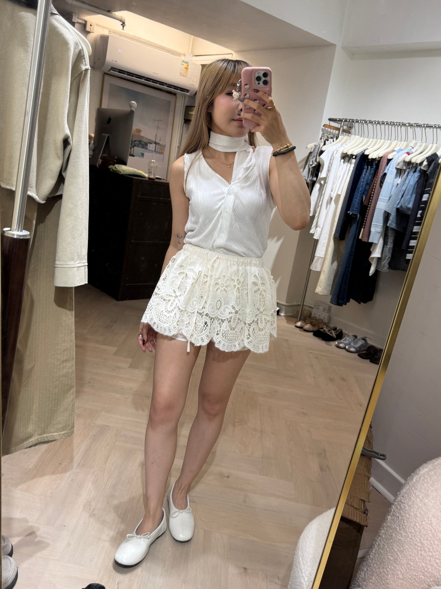 樹紋掛頸鈕扣背心 ( 白/深藍 )
