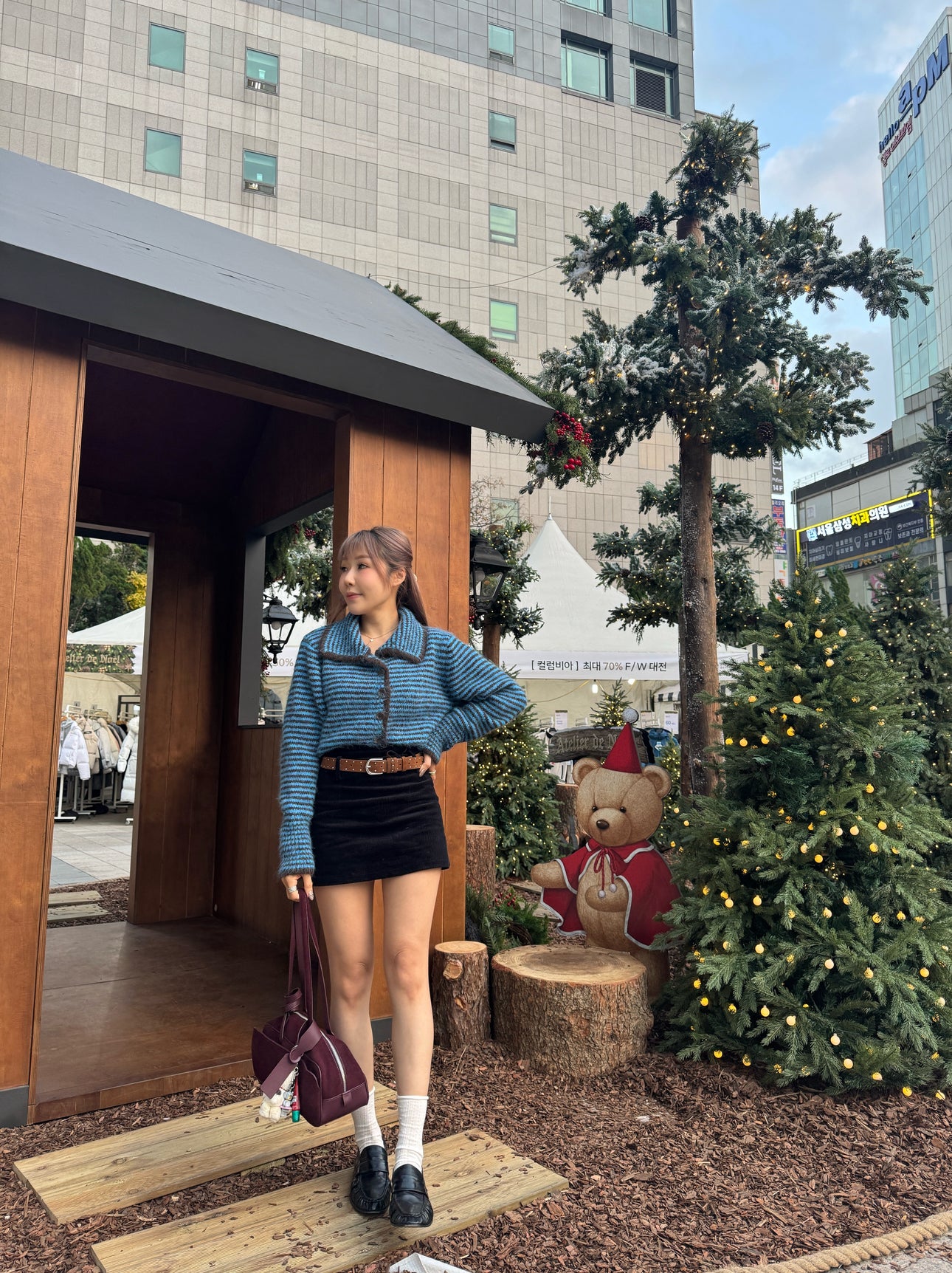 黑色燈芯絨短裙 ( S/M/L )