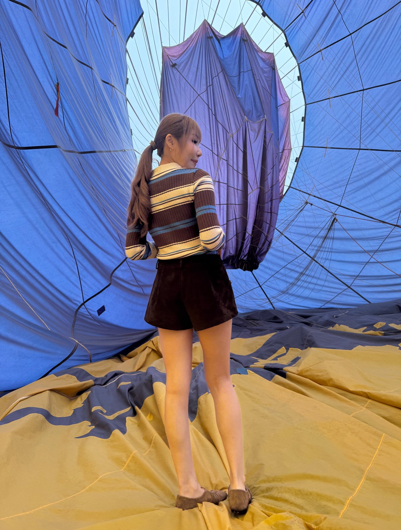 啡色金釘麂布有BELT短褲 ( S/M/L )