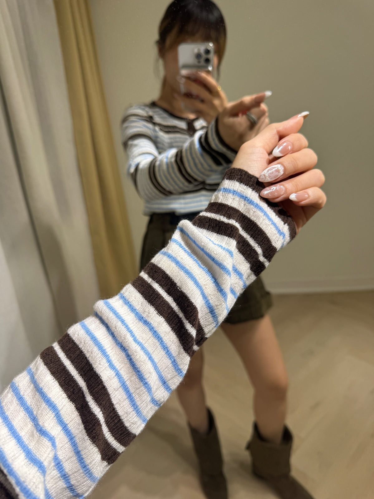 併色間條開鈕線料上衣 ( 啡/酒紅/深藍 )