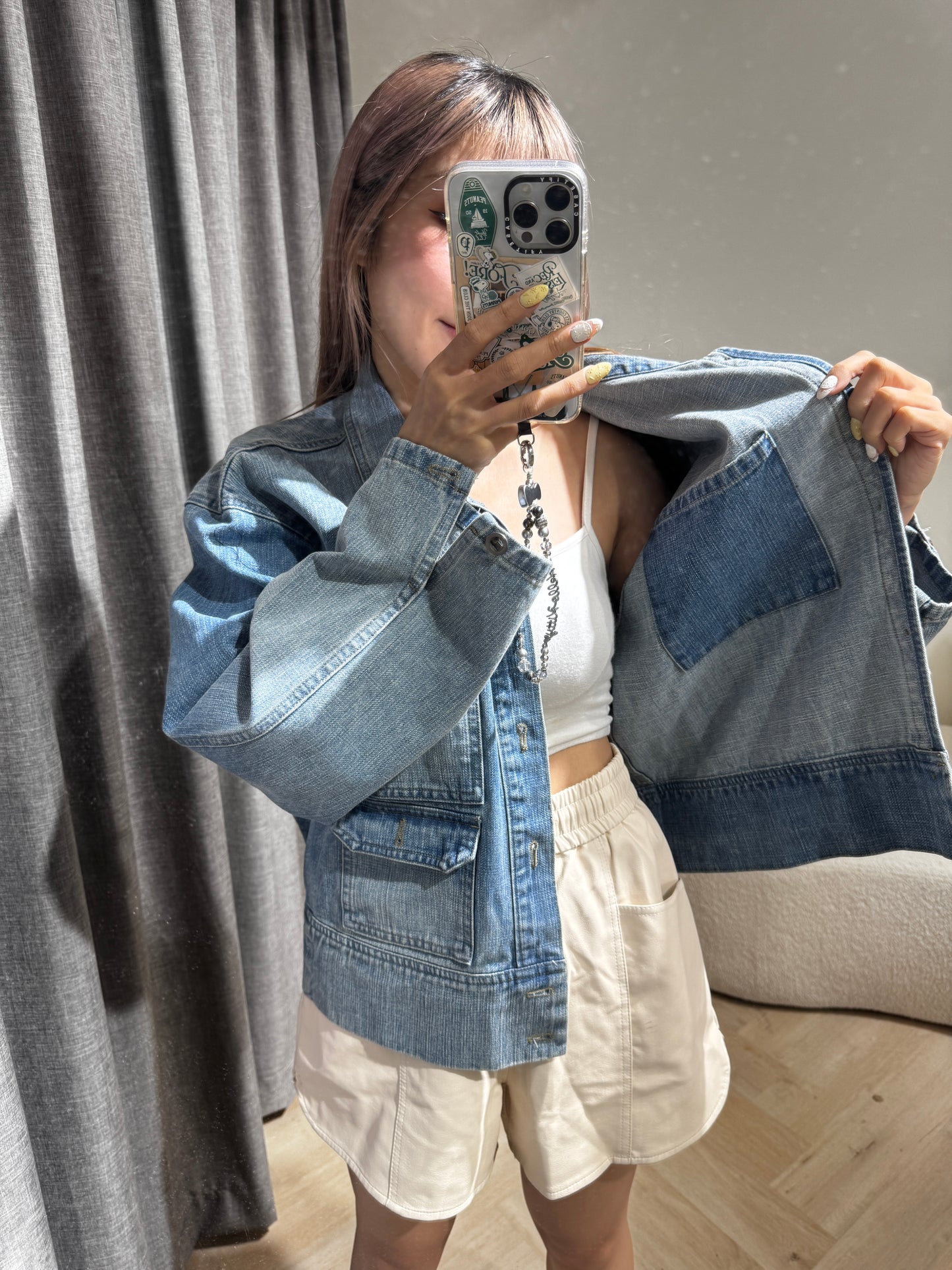 後扣多口袋牛仔外套