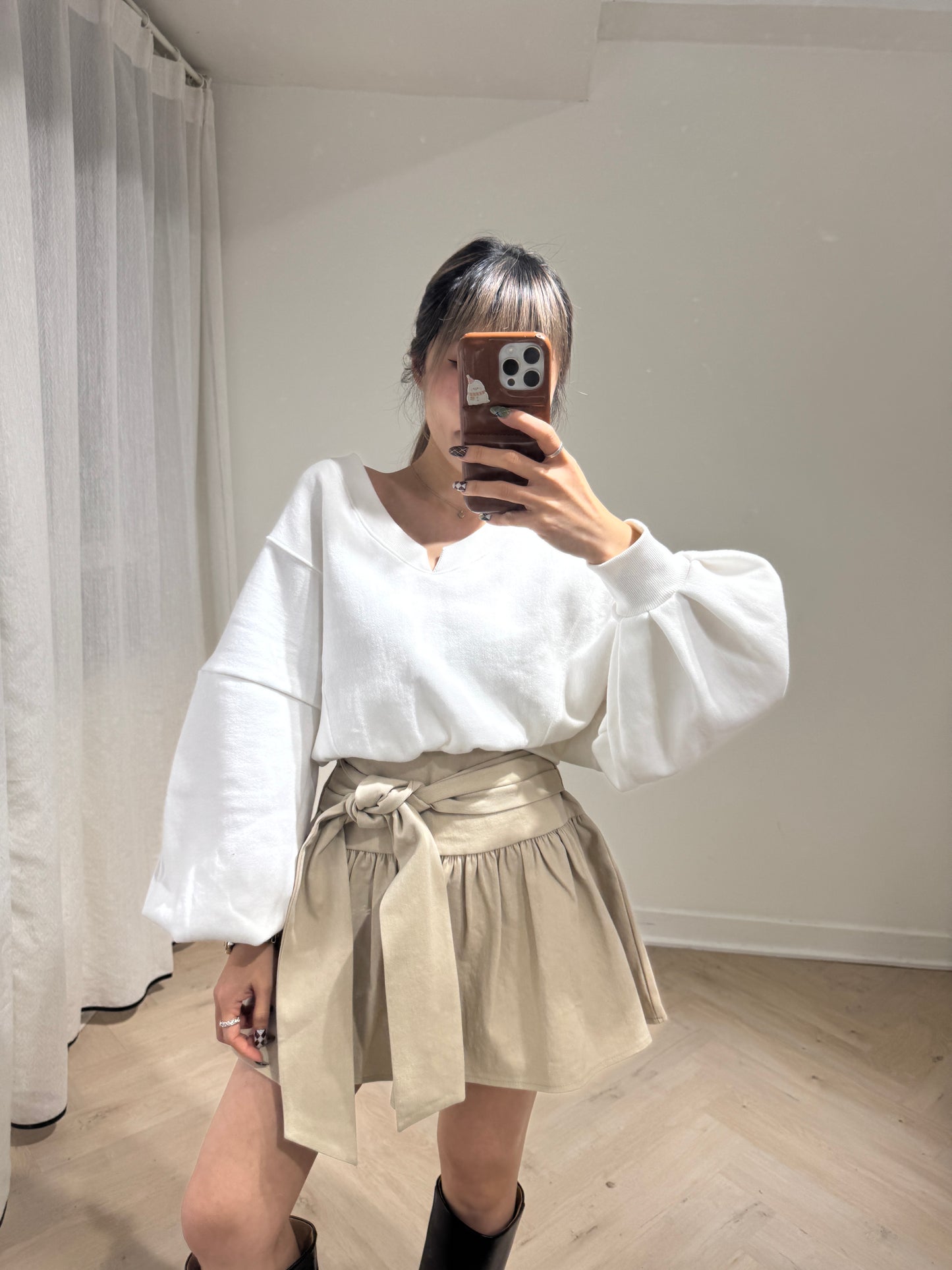 大領束腰衛衣款上衣 ( 黑/白/灰 )