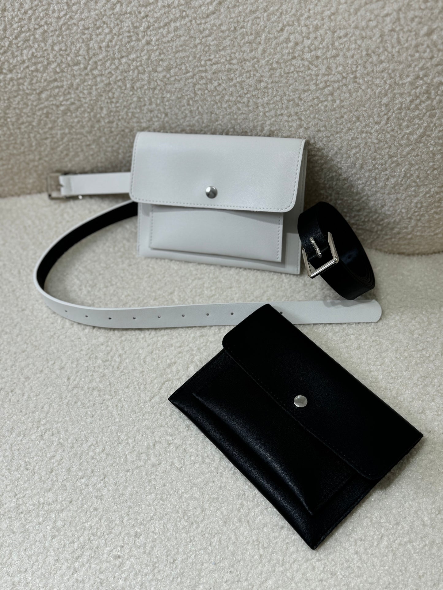 雙層間隔BELT BAG ( 黑/白 )