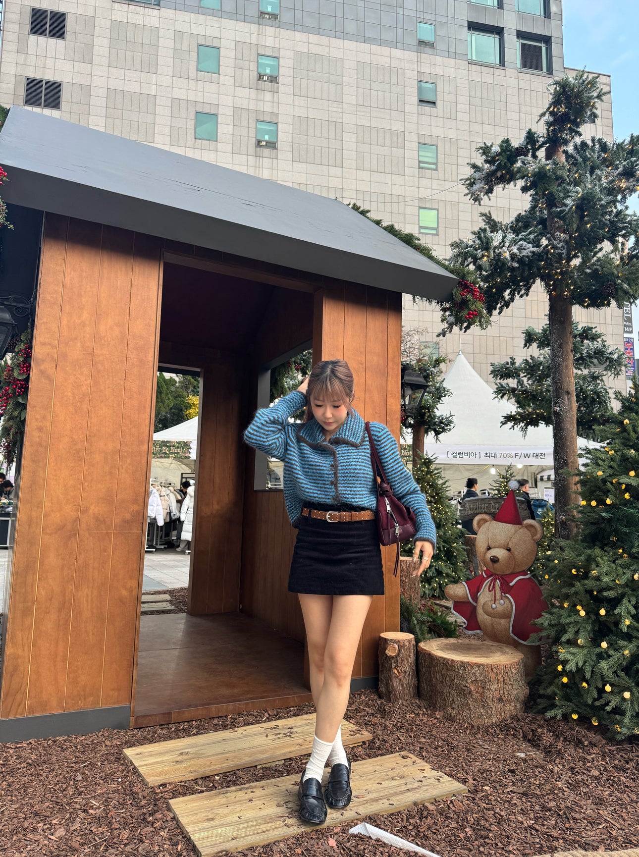 黑色燈芯絨短裙 ( S/M/L )