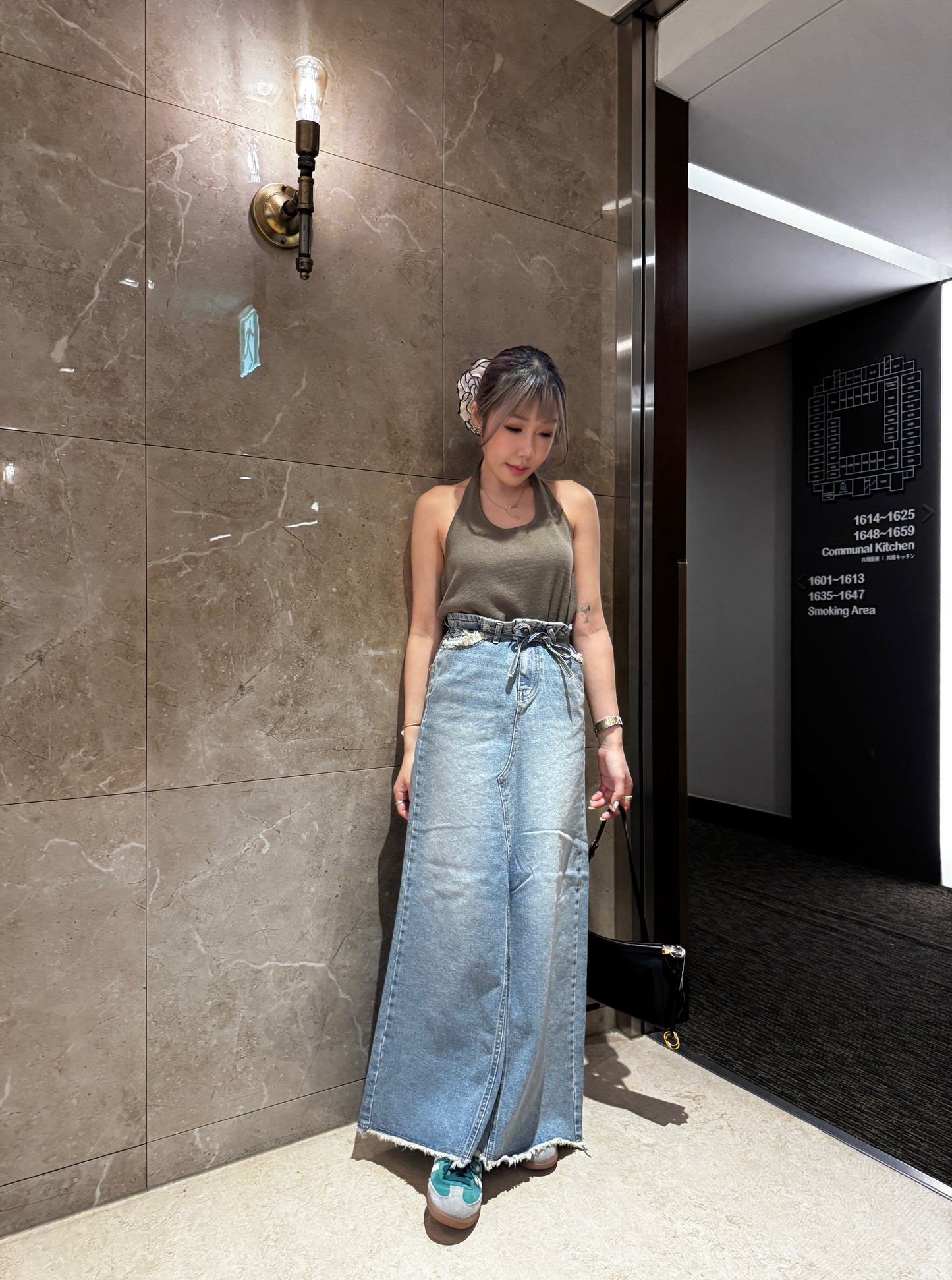 洗水後開叉連腰繩牛仔長裙 ( S/M )