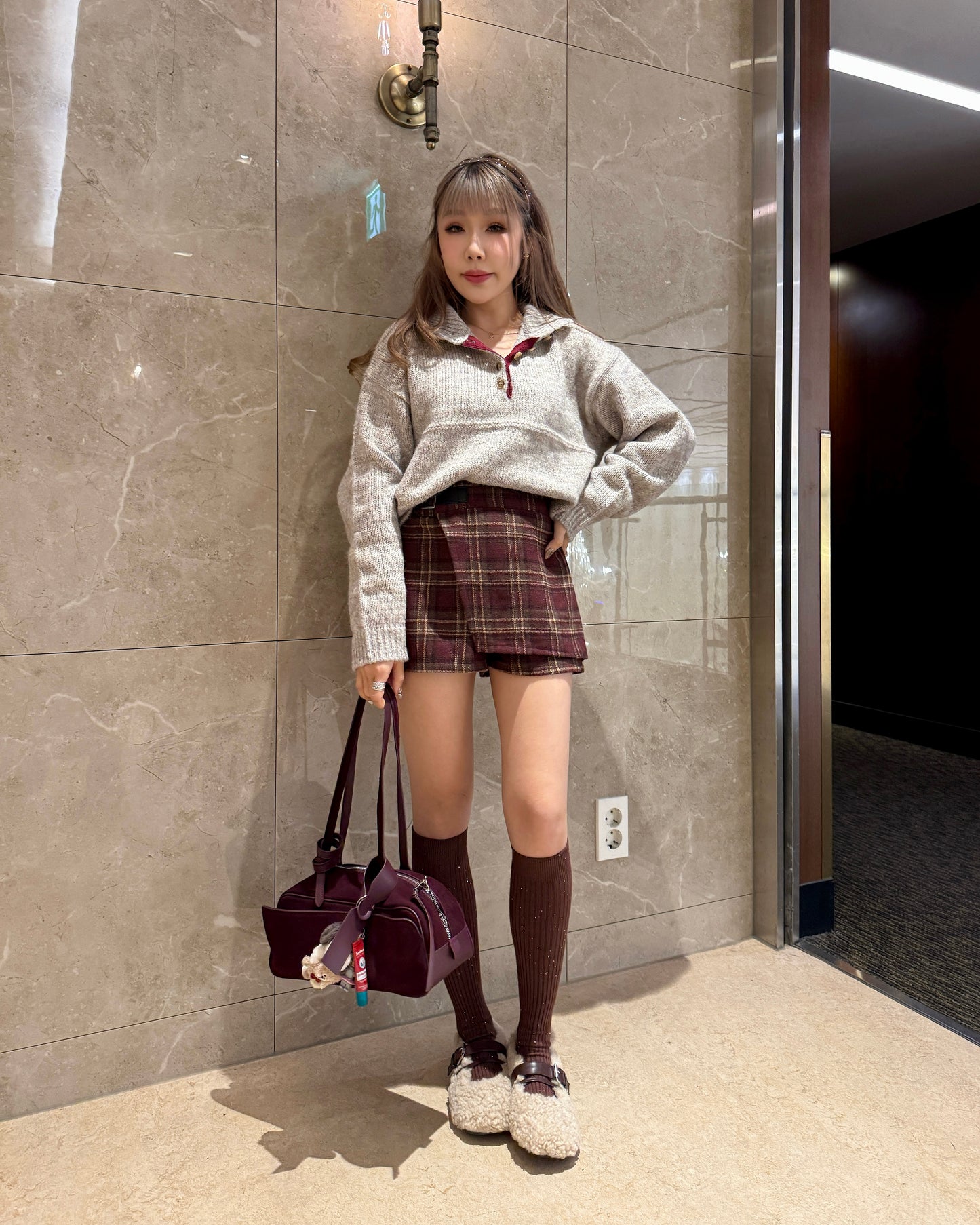 格紋假皮帶薄絨裙褲 ( 紅/灰 )