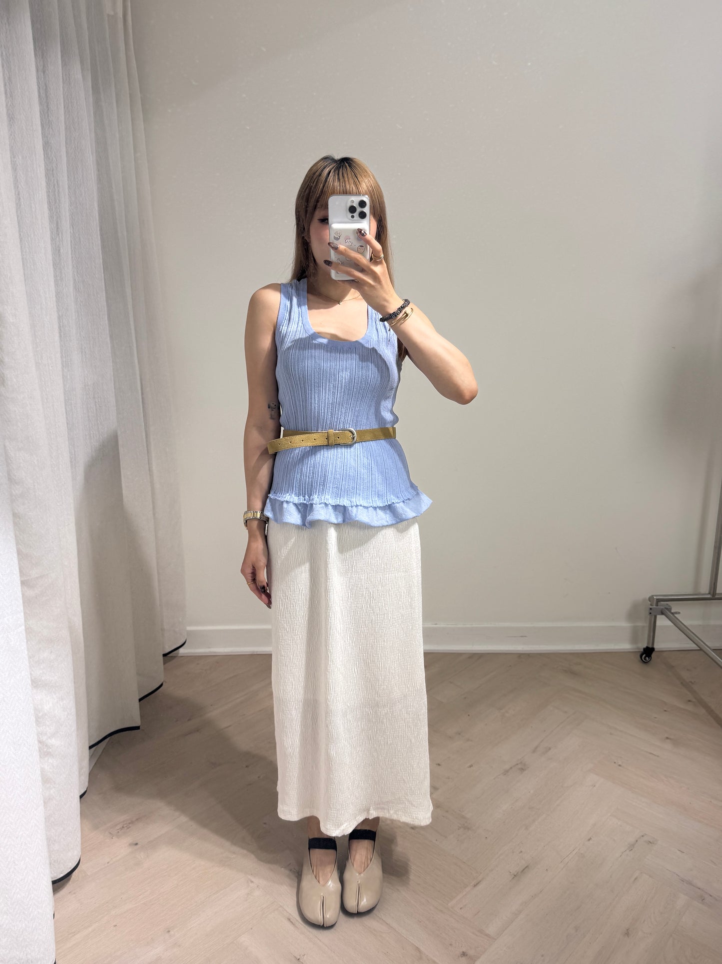 RUFFLE邊暗直紋背心 ( 粉藍/灰杏 )