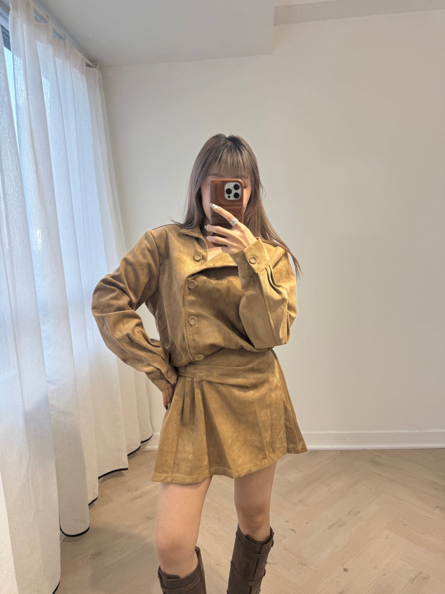 杏色麂布修腰有領連衣裙