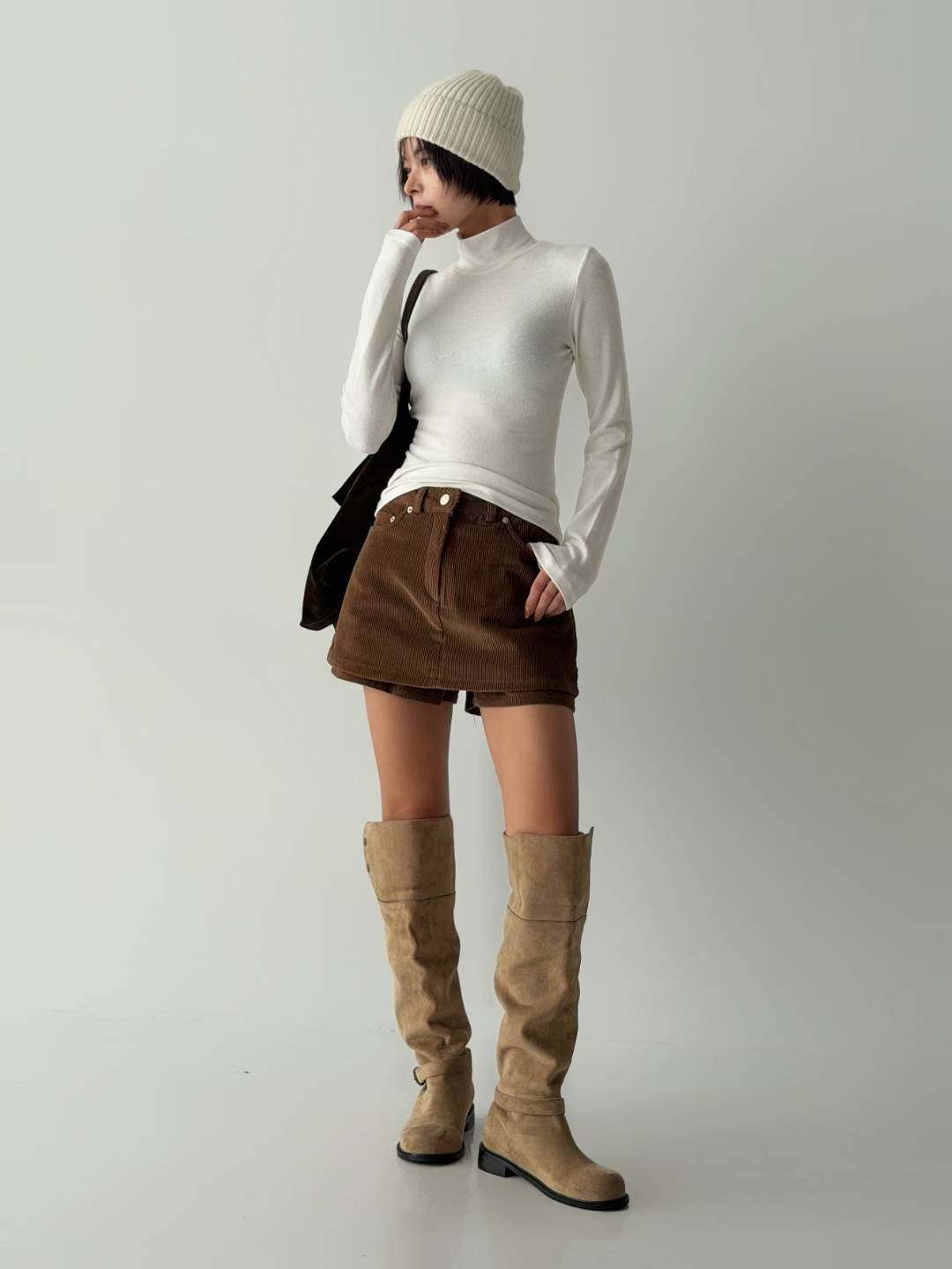 燈芯絨層次裙褲 ( 黑/啡 )