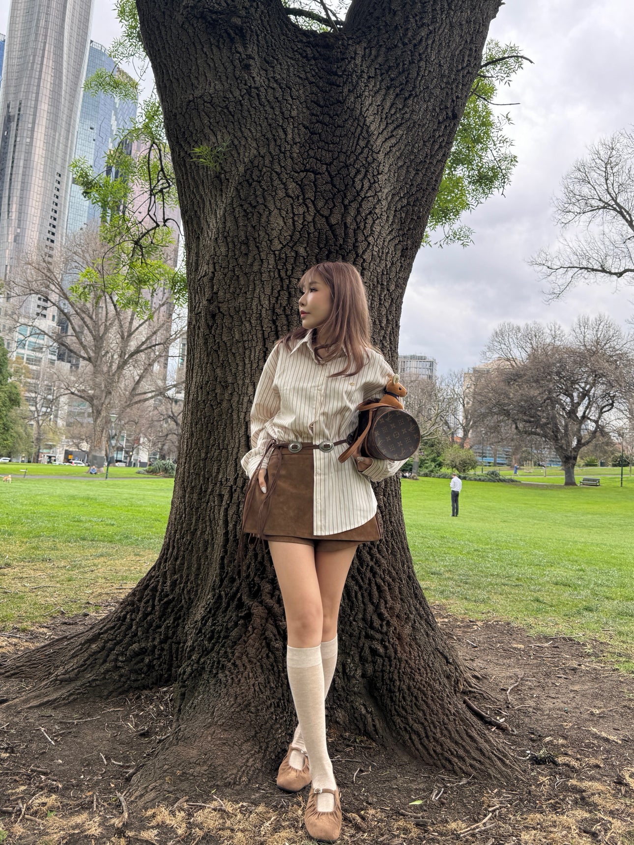 銀盾牌真皮牛麂繩腰帶 (啡/黑 )