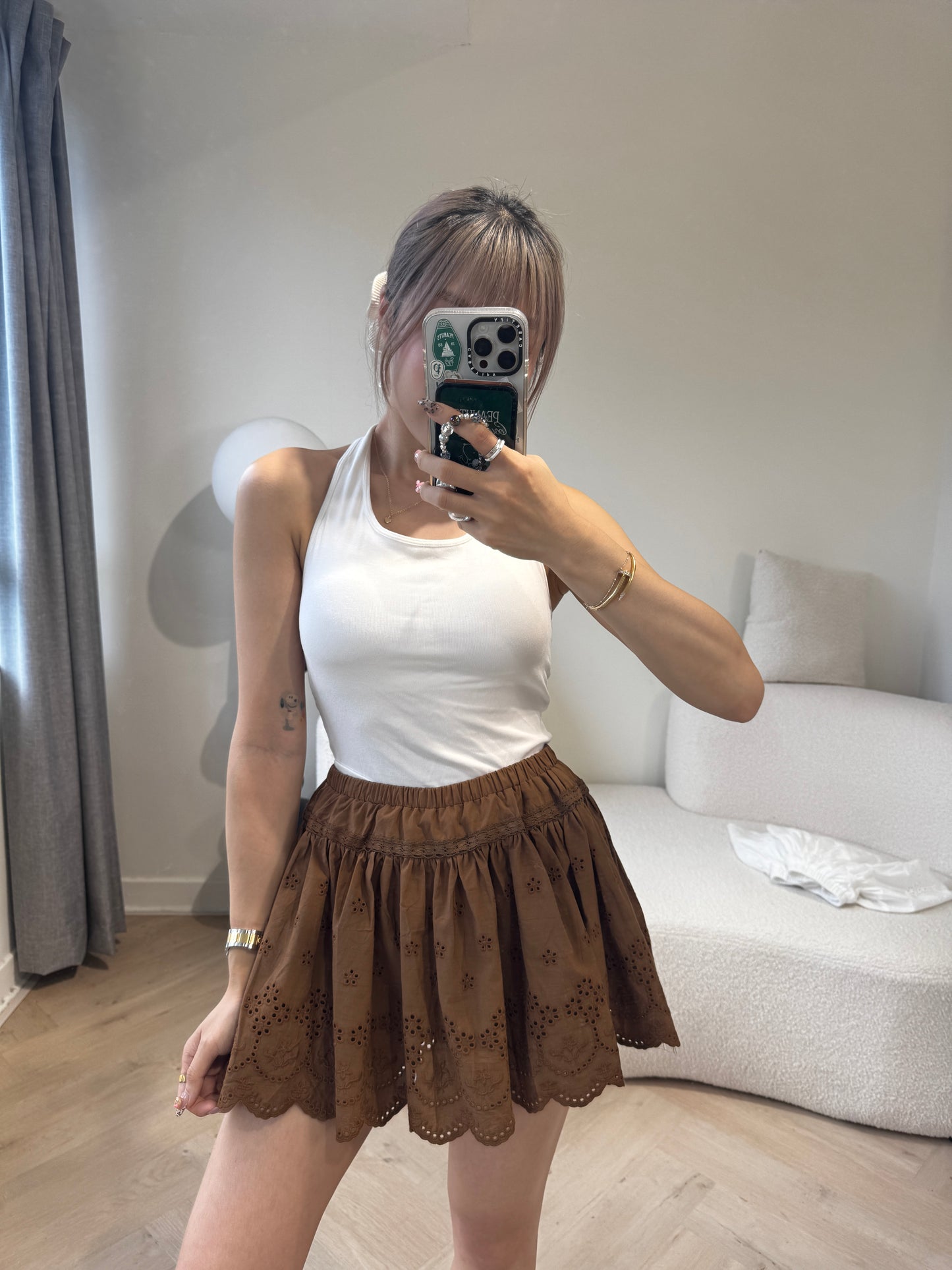 勾花波浪邊短裙 ( 白/啡 )