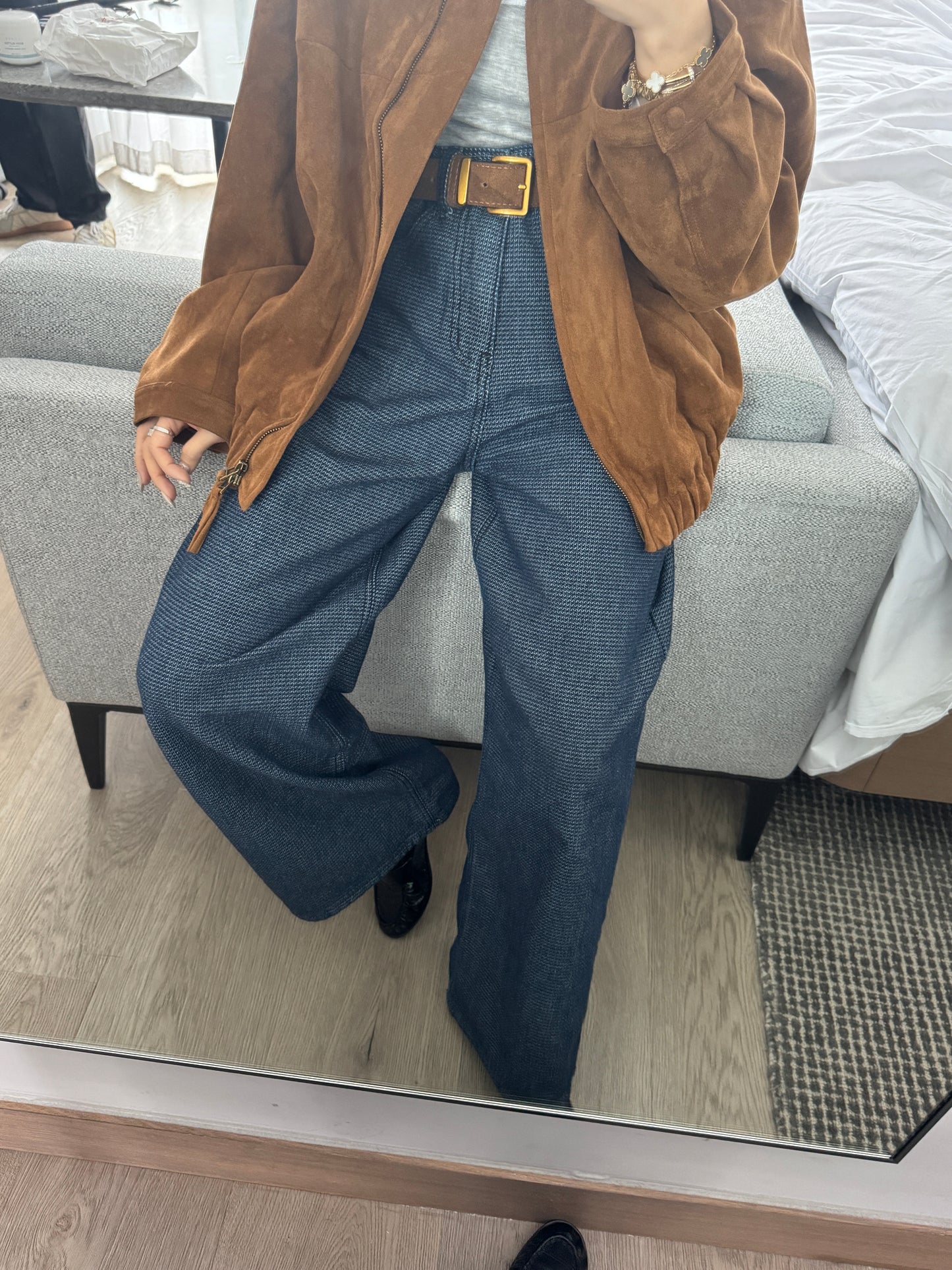 壓花紋深藍長牛仔褲 ( S/M/L )