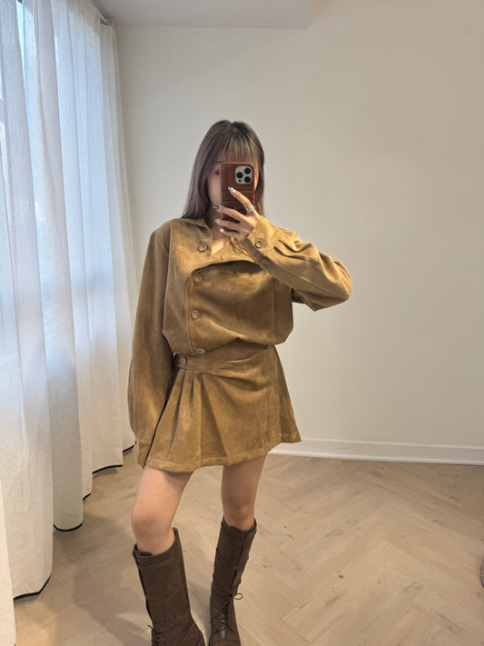 杏色麂布修腰有領連衣裙