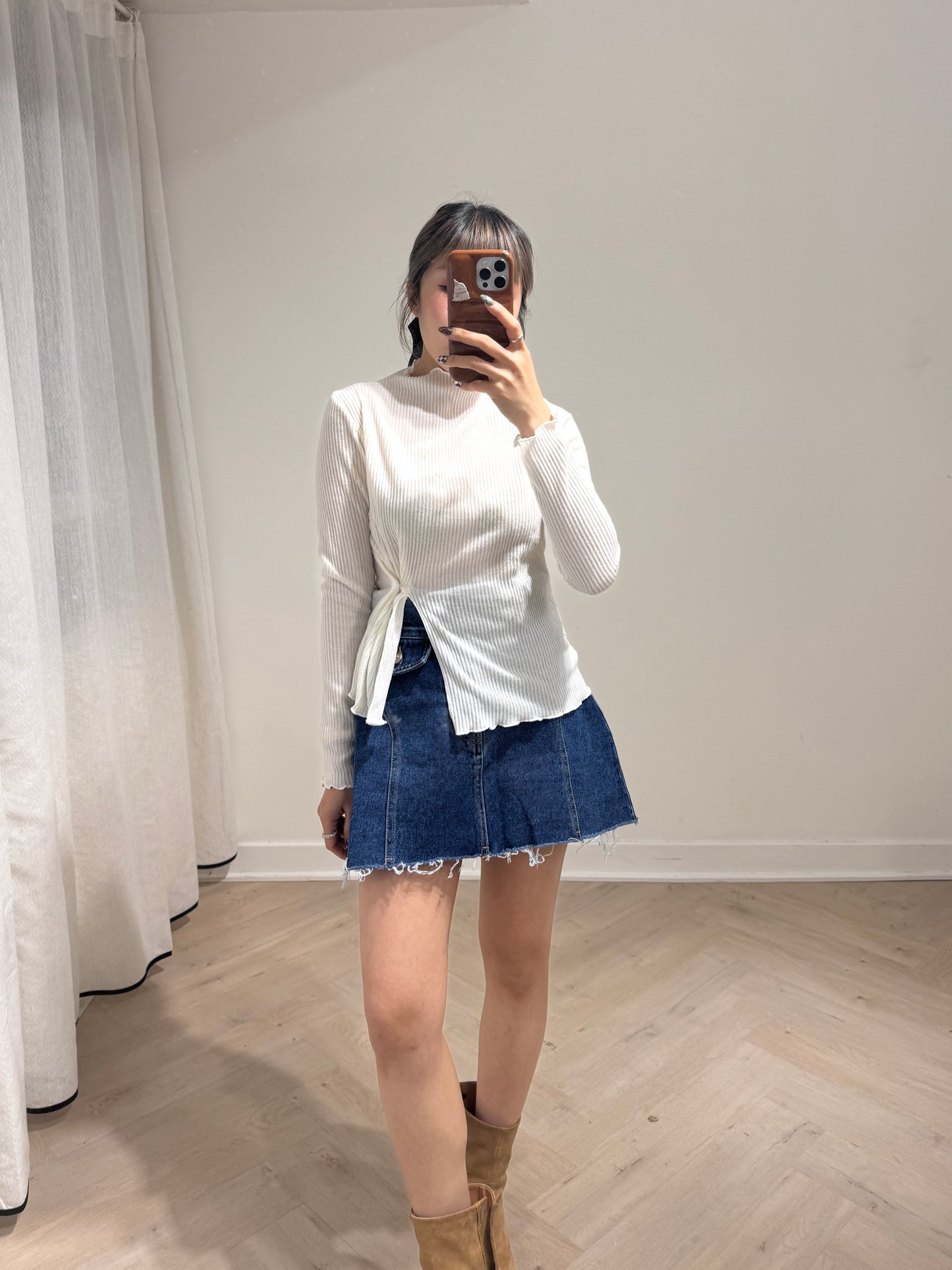 直紋木耳邊側鈕扣上衣 ( 米白/啡/深灰 )