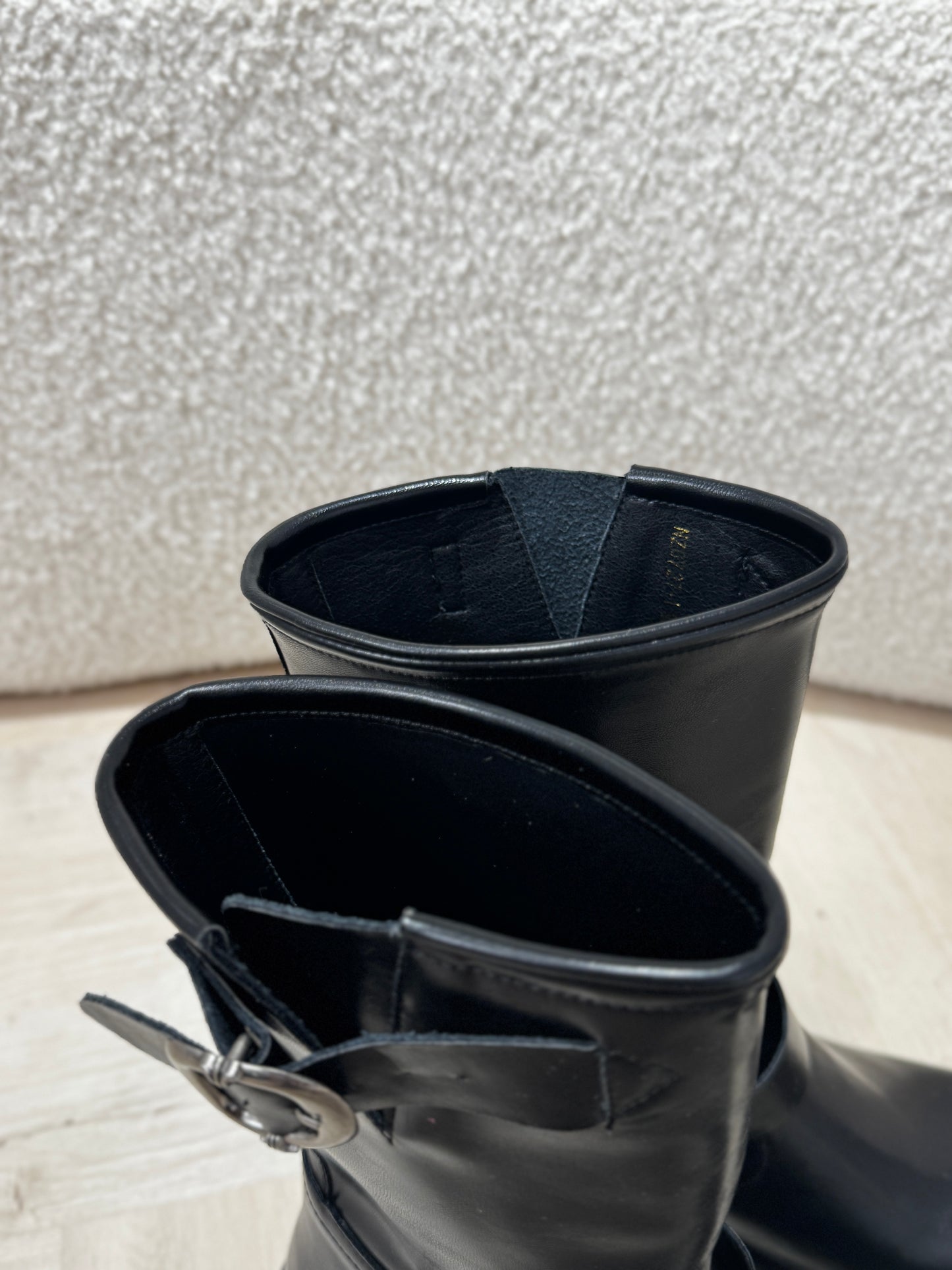 雙扣真皮黑色中BOOT