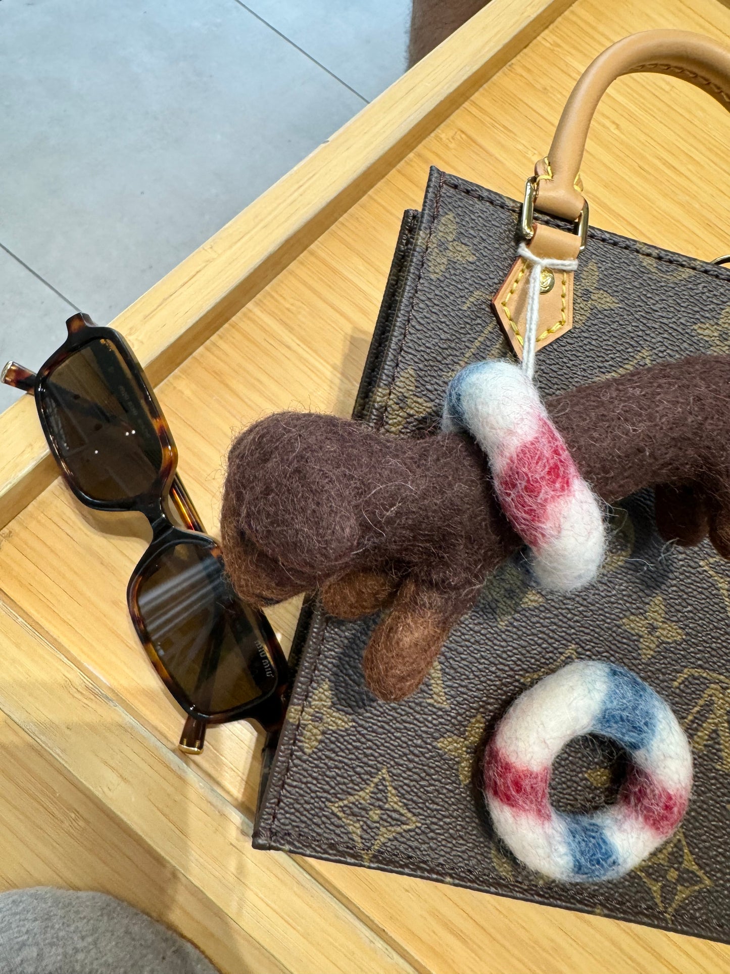 人手針氈臘腸狗救生圈匙扣