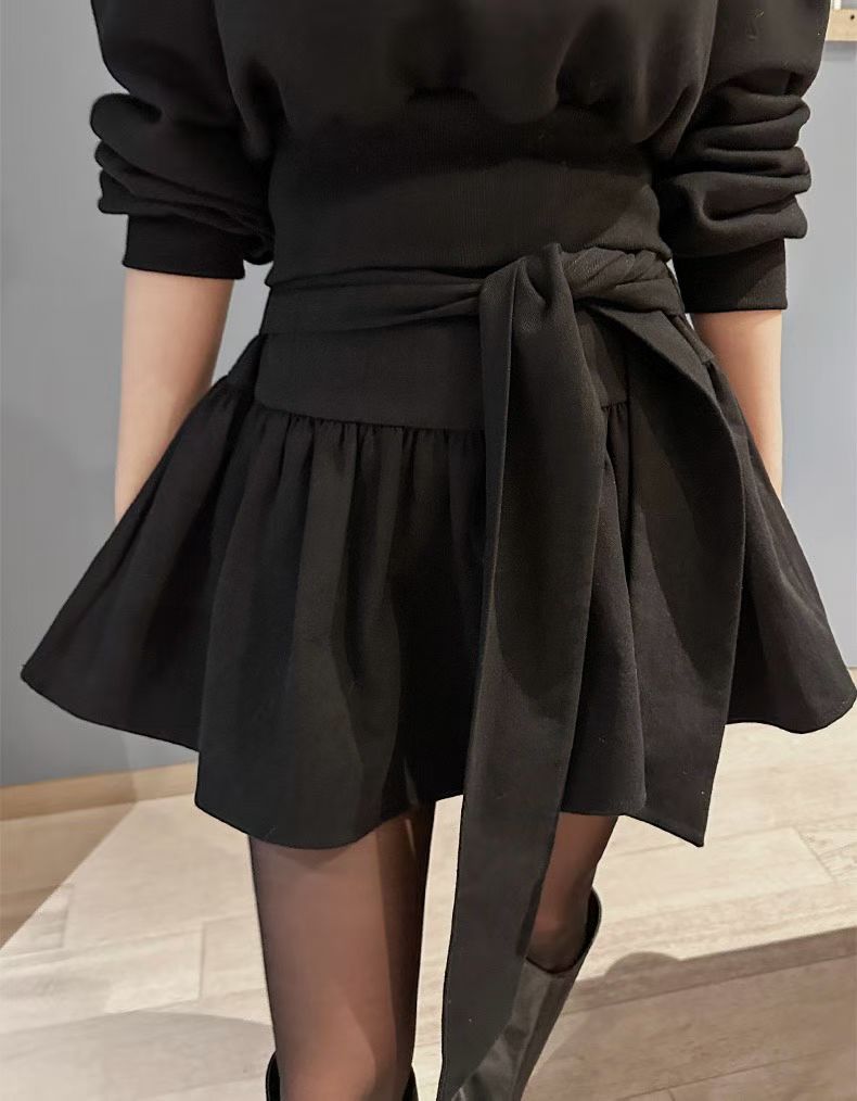 綁結傘形短裙 ( 黑/杏 )