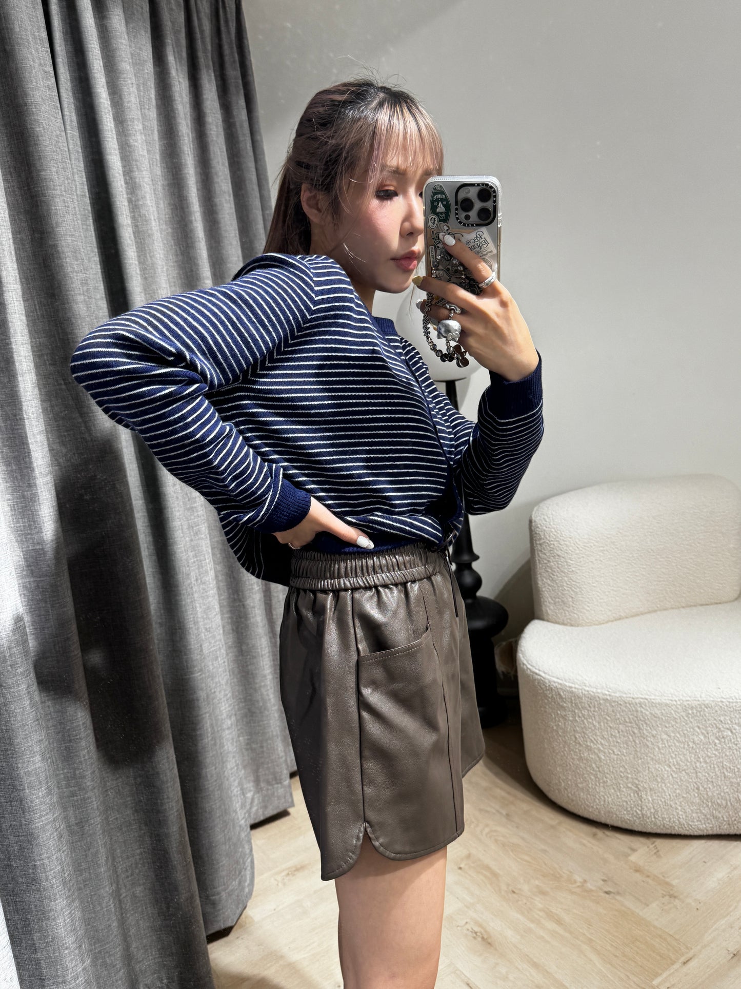 皮繩弧圓腳皮短褲 ( 黑/米/啡 )