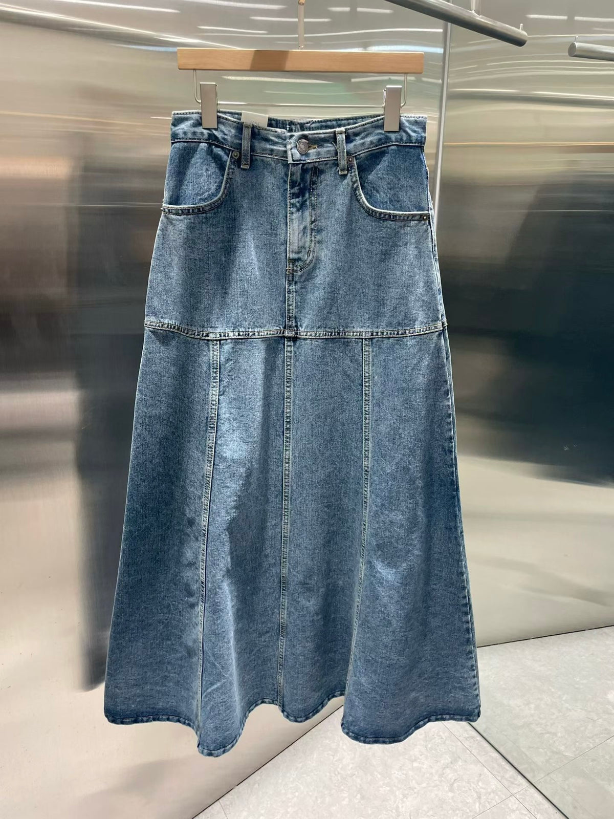 傘形車骨線牛仔長裙 ( S/M/L )