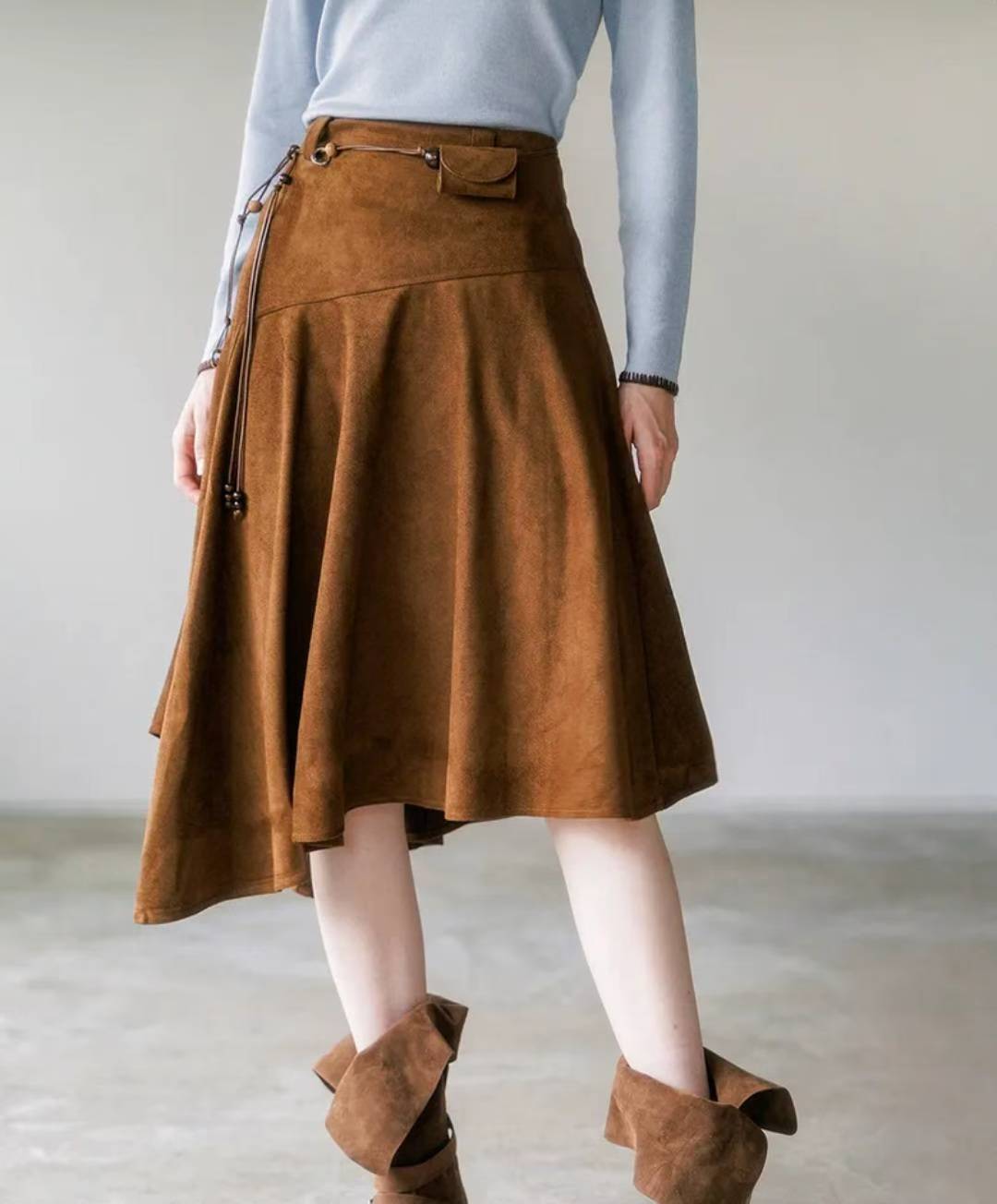 麂布連腰繩不規則長裙 ( 深啡/淺啡 )