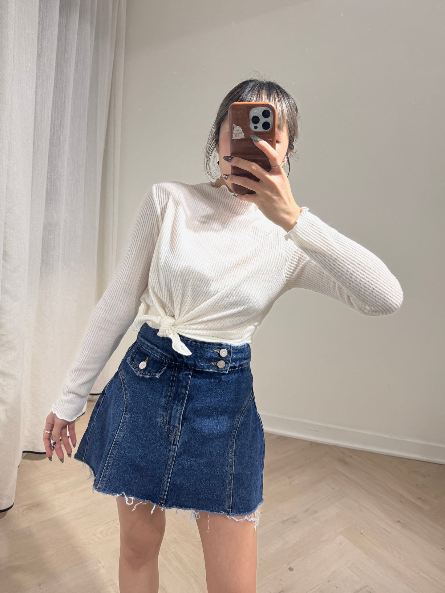 直紋木耳邊側鈕扣上衣 ( 米白/啡/深灰 )