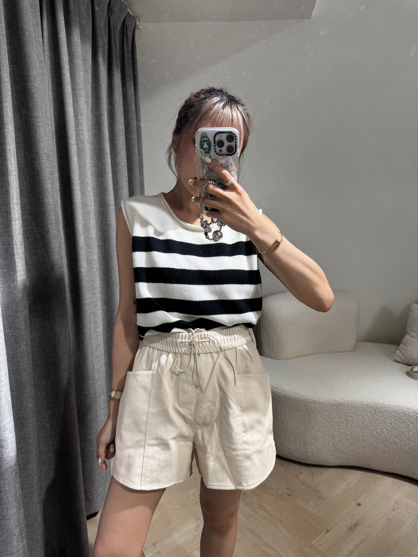 皮繩弧圓腳皮短褲 ( 黑/米/啡 )