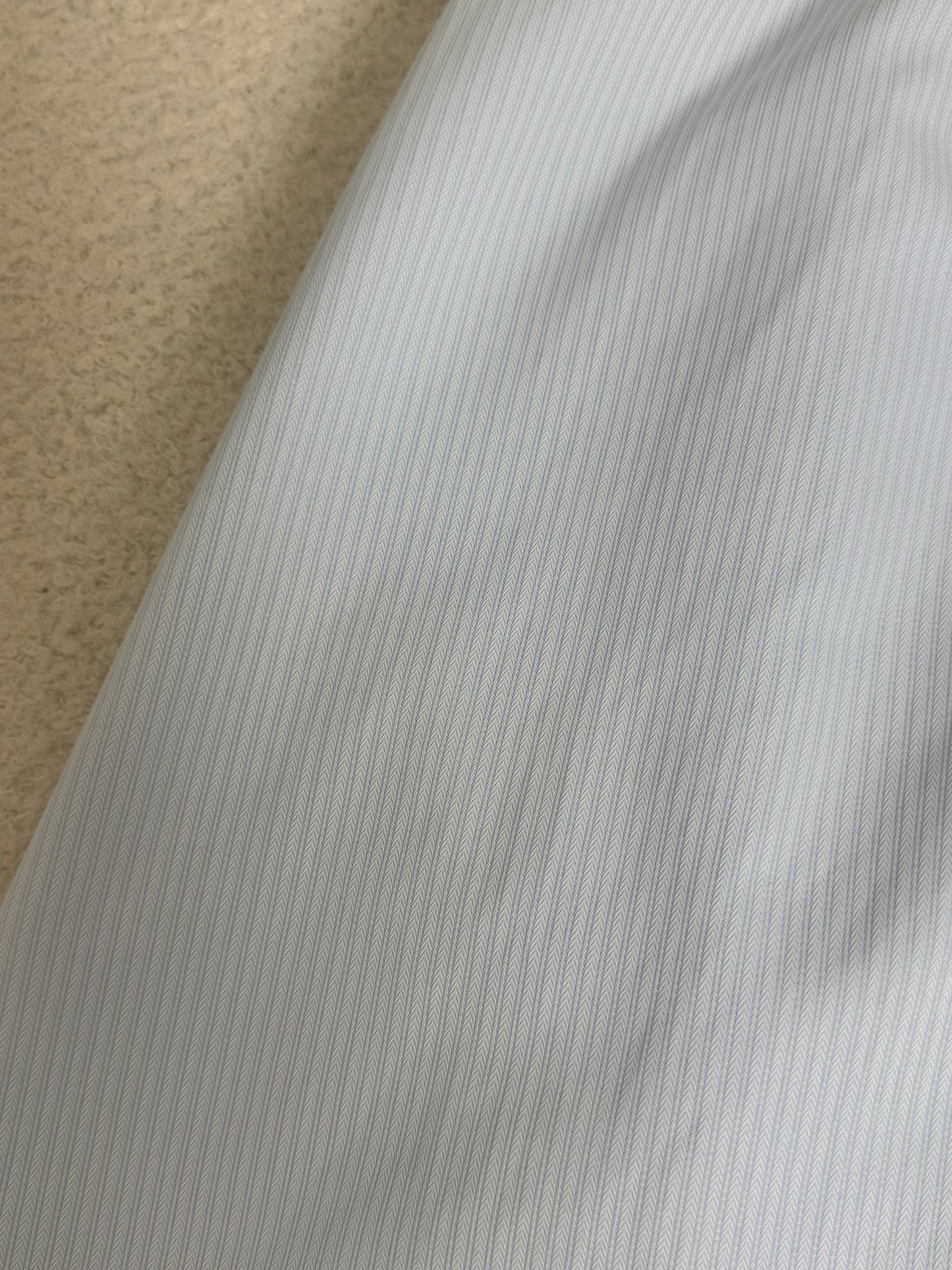 自家款！腰果勾花幼細織紋背心