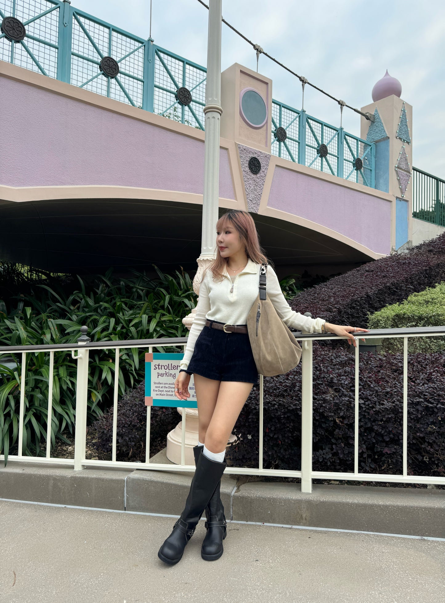 皮扣拉鍊假兩件上衣 ( 杏/米白 )