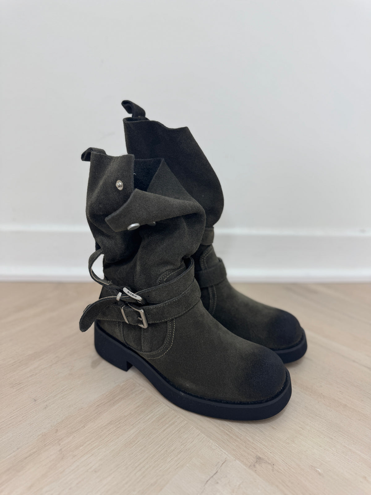 真皮擦色啪扣短BOOT