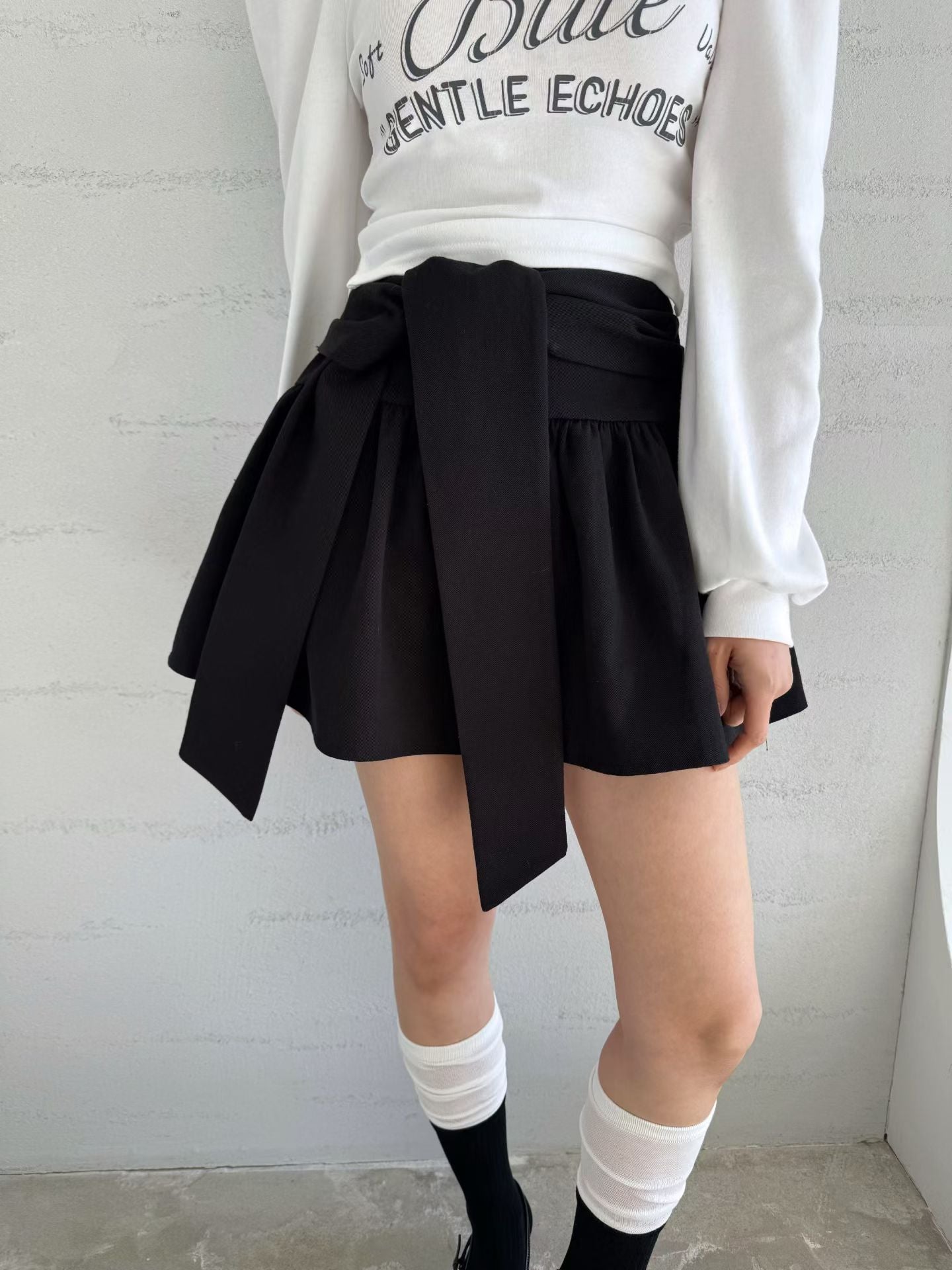 綁結傘形短裙 ( 黑/杏 )