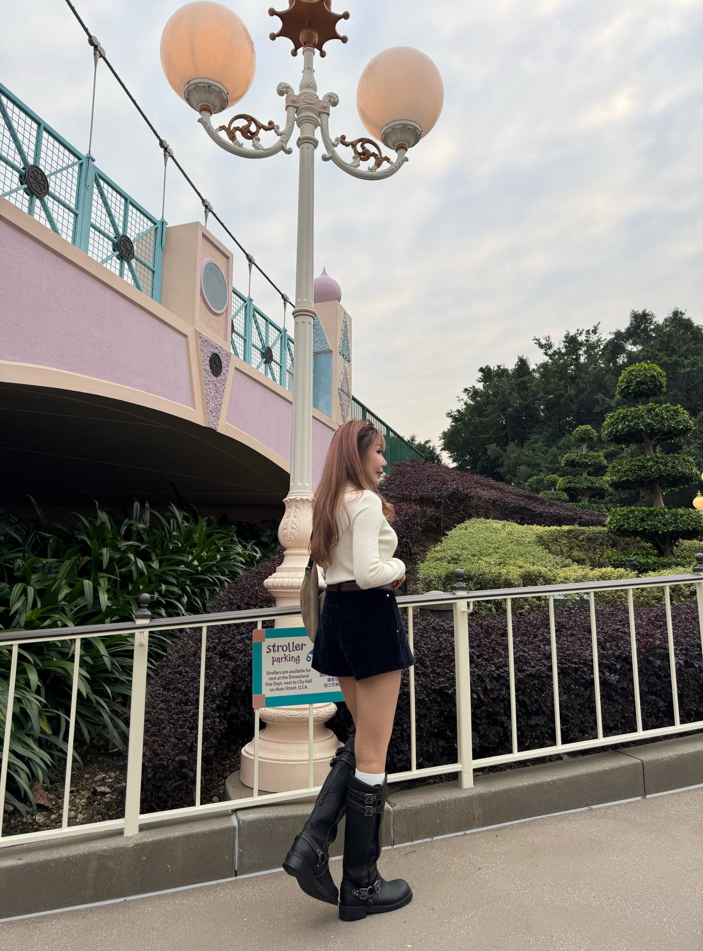 皮扣拉鍊假兩件上衣 ( 杏/米白 )