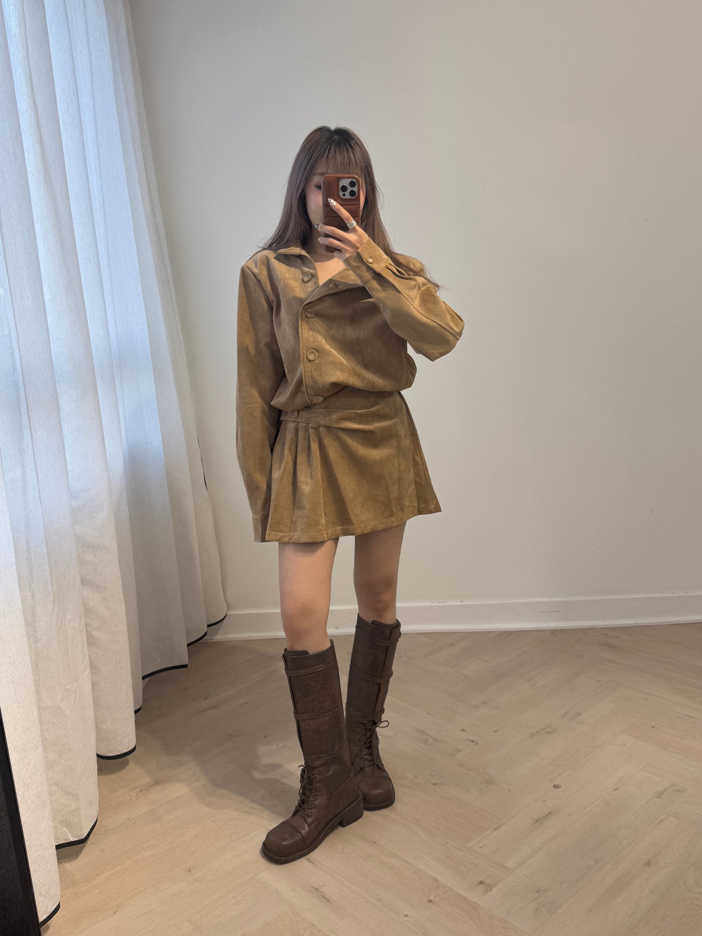 杏色麂布修腰有領連衣裙